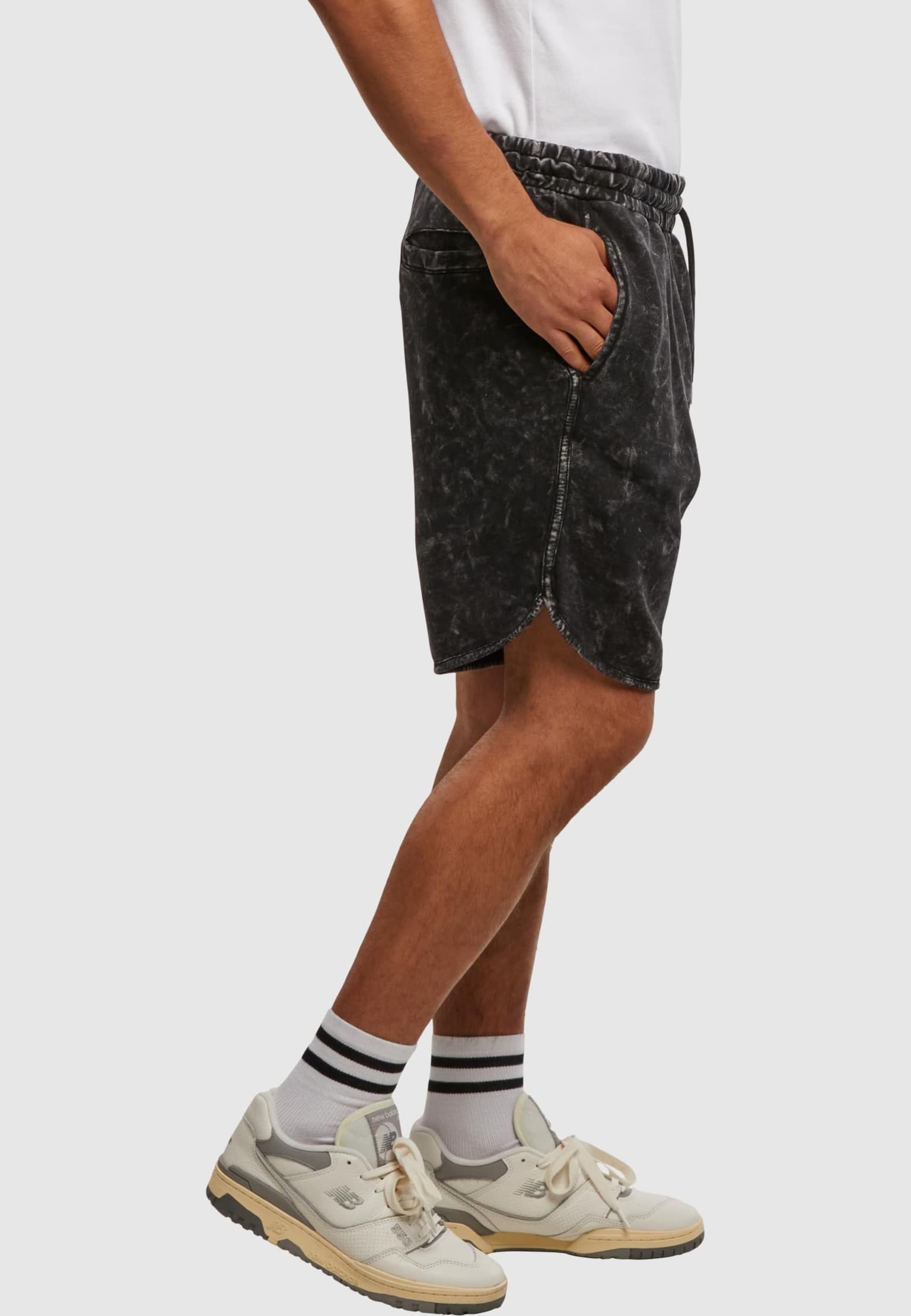 Urban Classics Washed Piped Short – Bild 4
