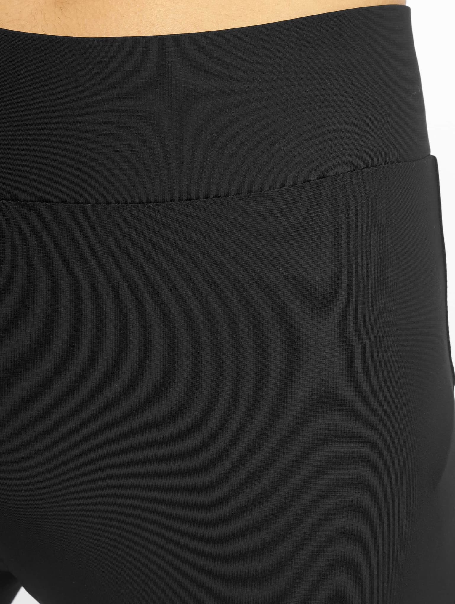 Urban Classics Ladies Tech Mesh Cycle Short – Bild 4