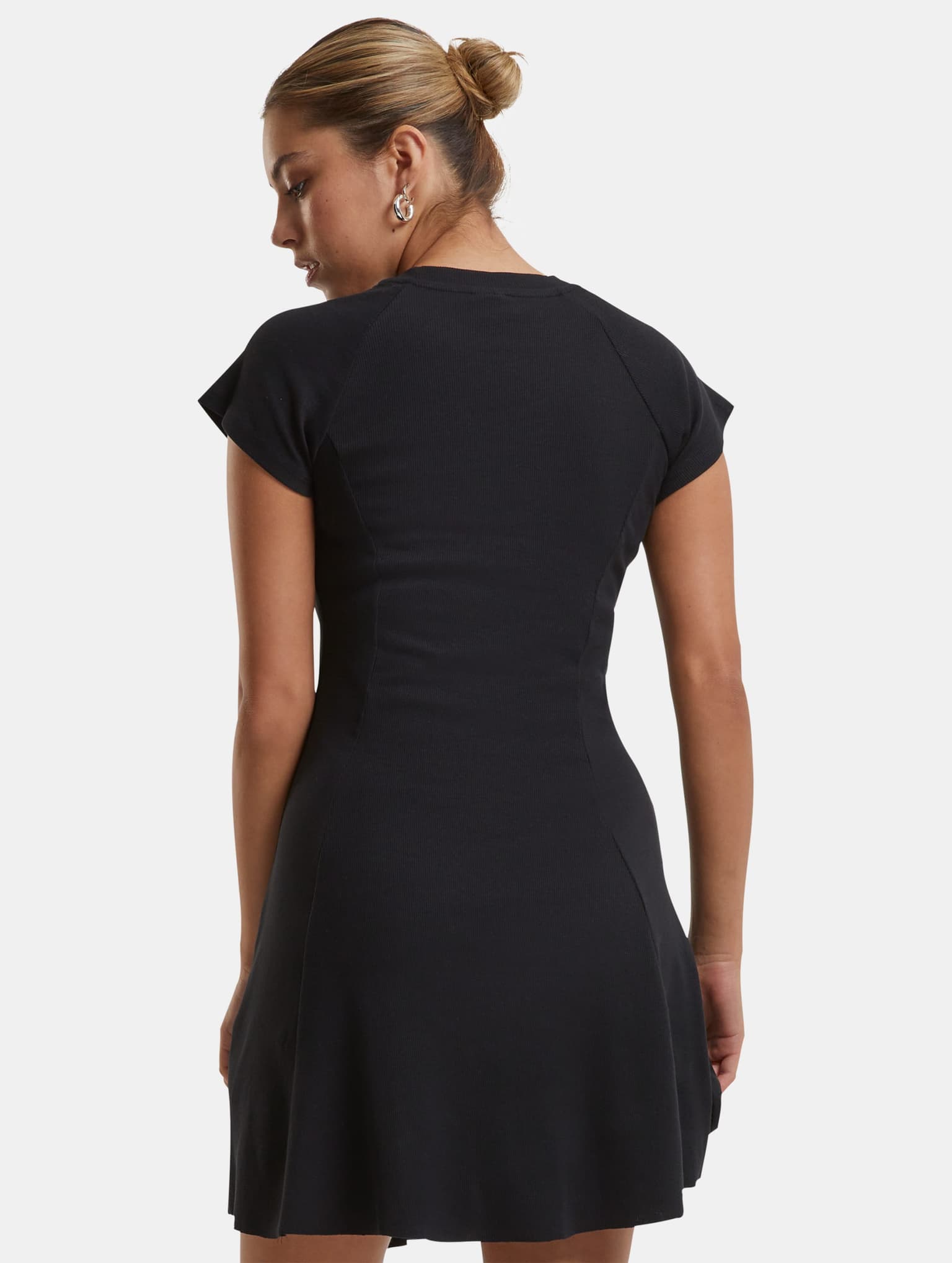 Urban Classics Skater Rib Kleid – Bild 2