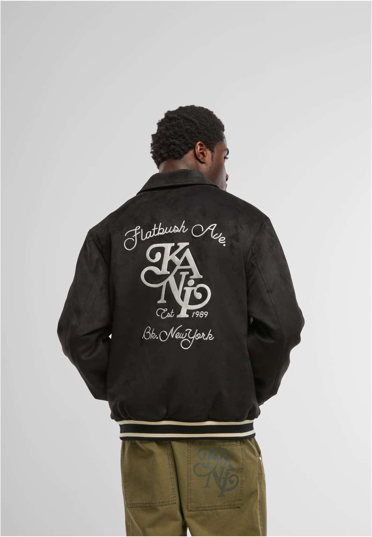 Karl Kani Legacy Faux Suede Bowling Jacket – Bild 2
