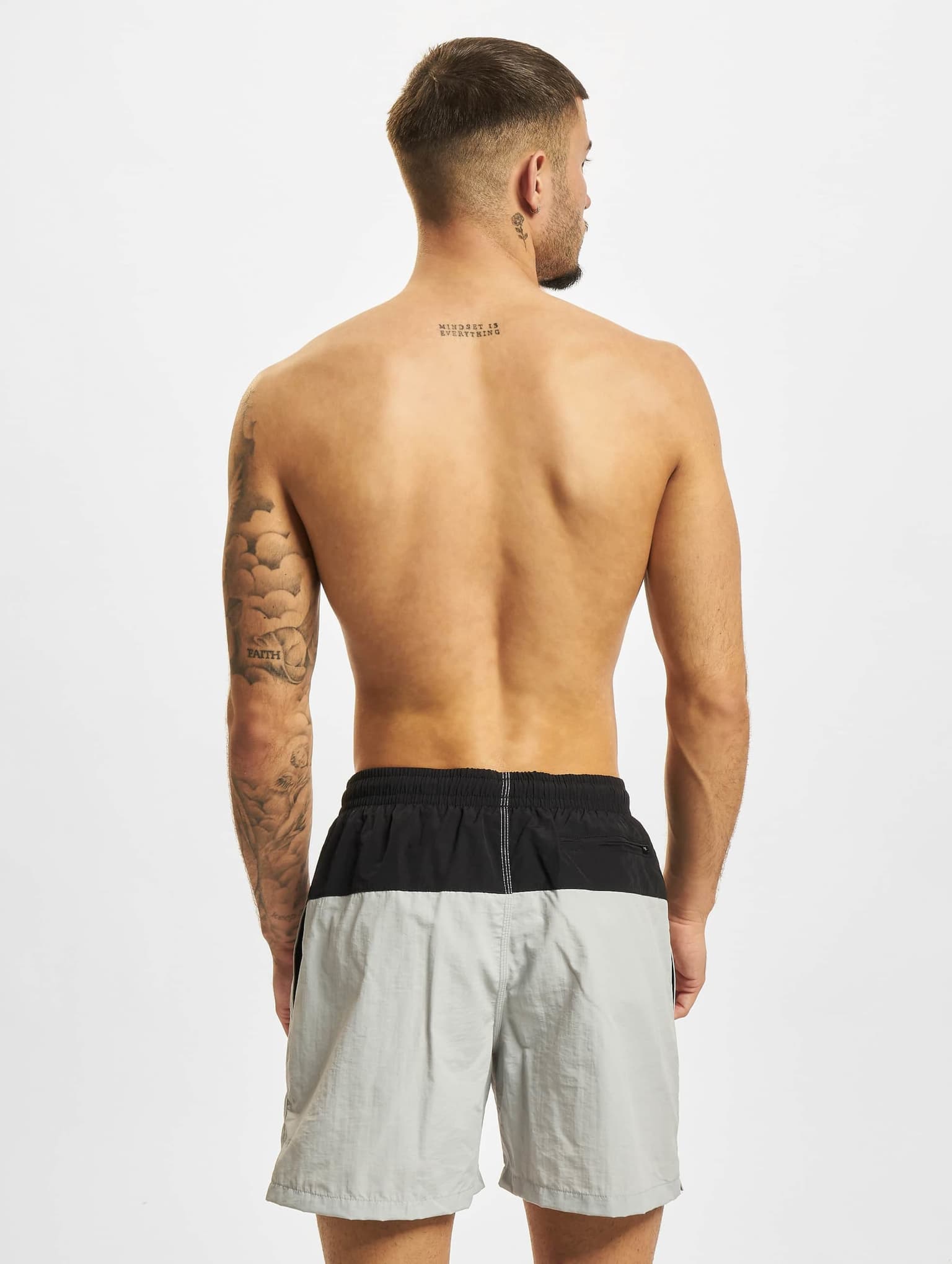 Urban Classics Block Swim Short – Bild 2