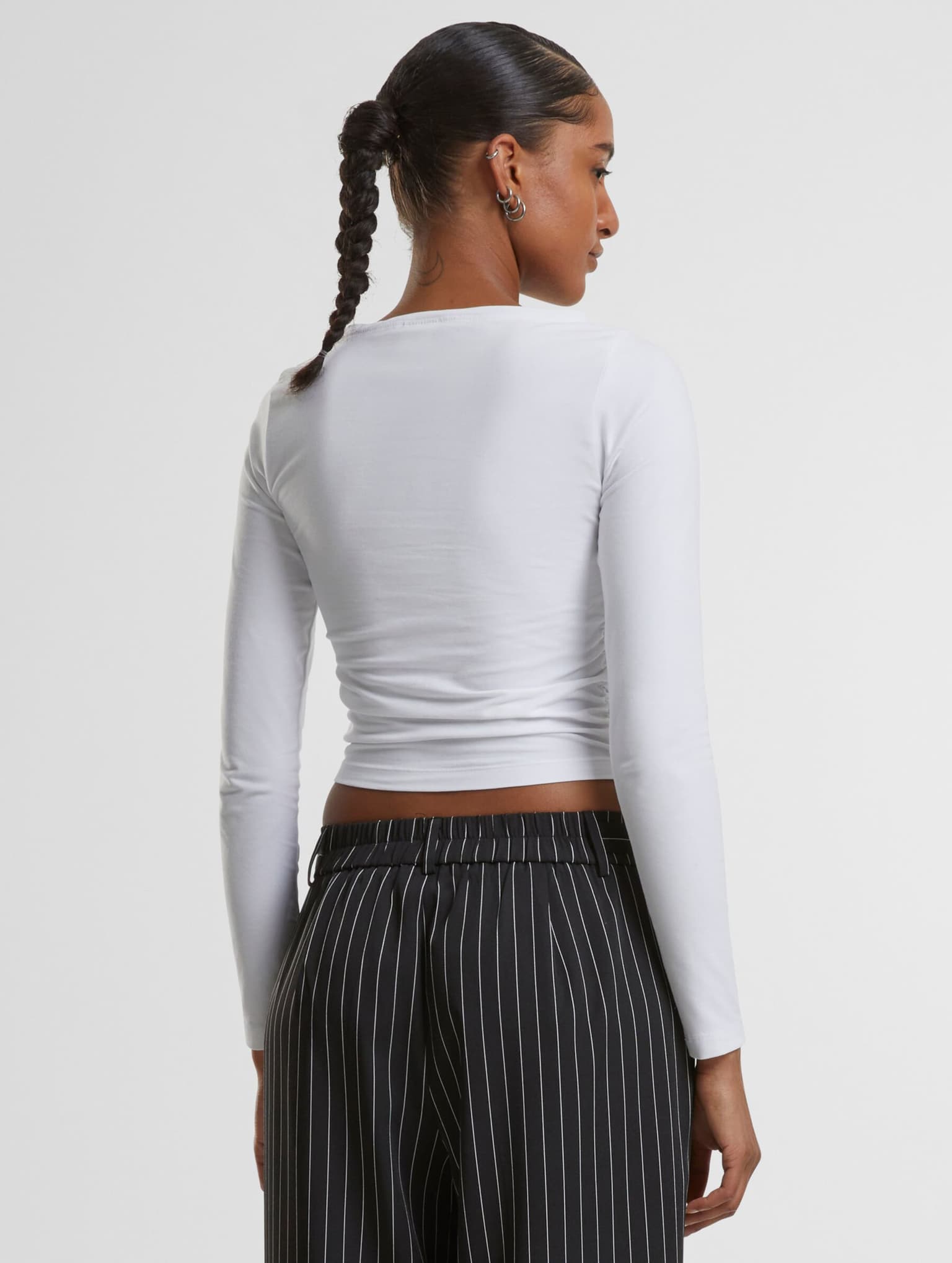 Urban Classics Ladies Ruffled Super Slim Longsleeve 2-Pack – Bild 3
