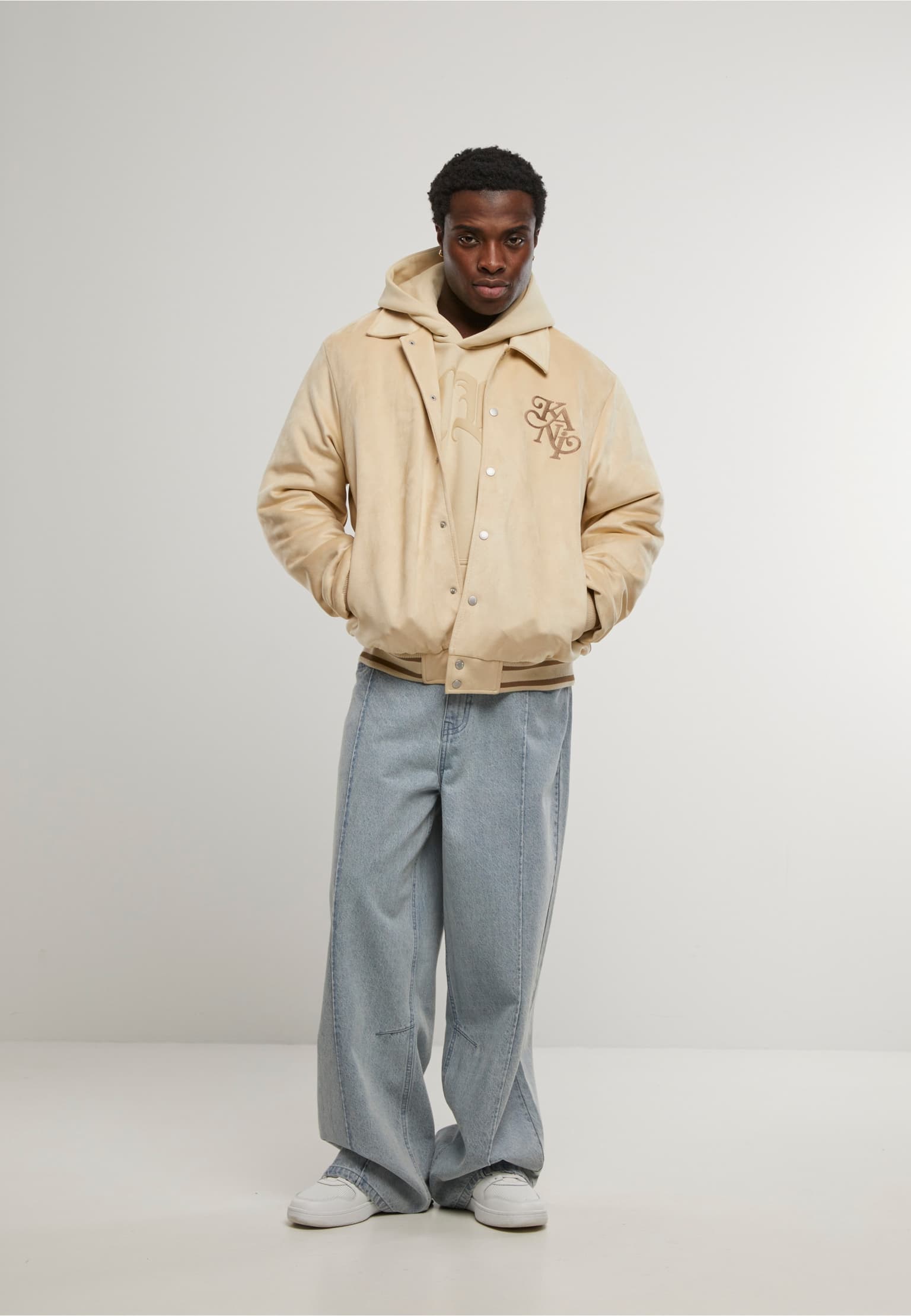 Karl Kani Legacy Faux Suede Bowling Jacket – Bild 3