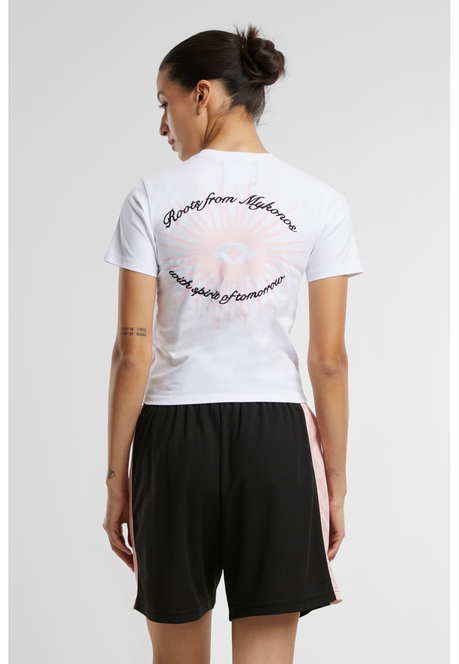 PEQUS A Paradise Beach Club Graphic Top – Bild 2