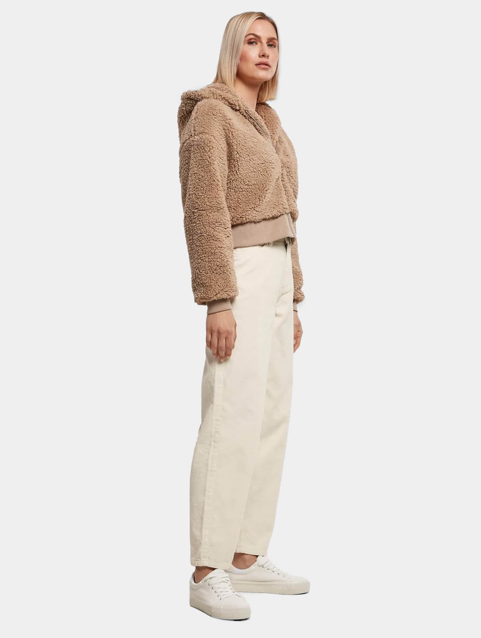 Urban Classics Ladies Short Oversized Sherpa Jacket – Bild 4