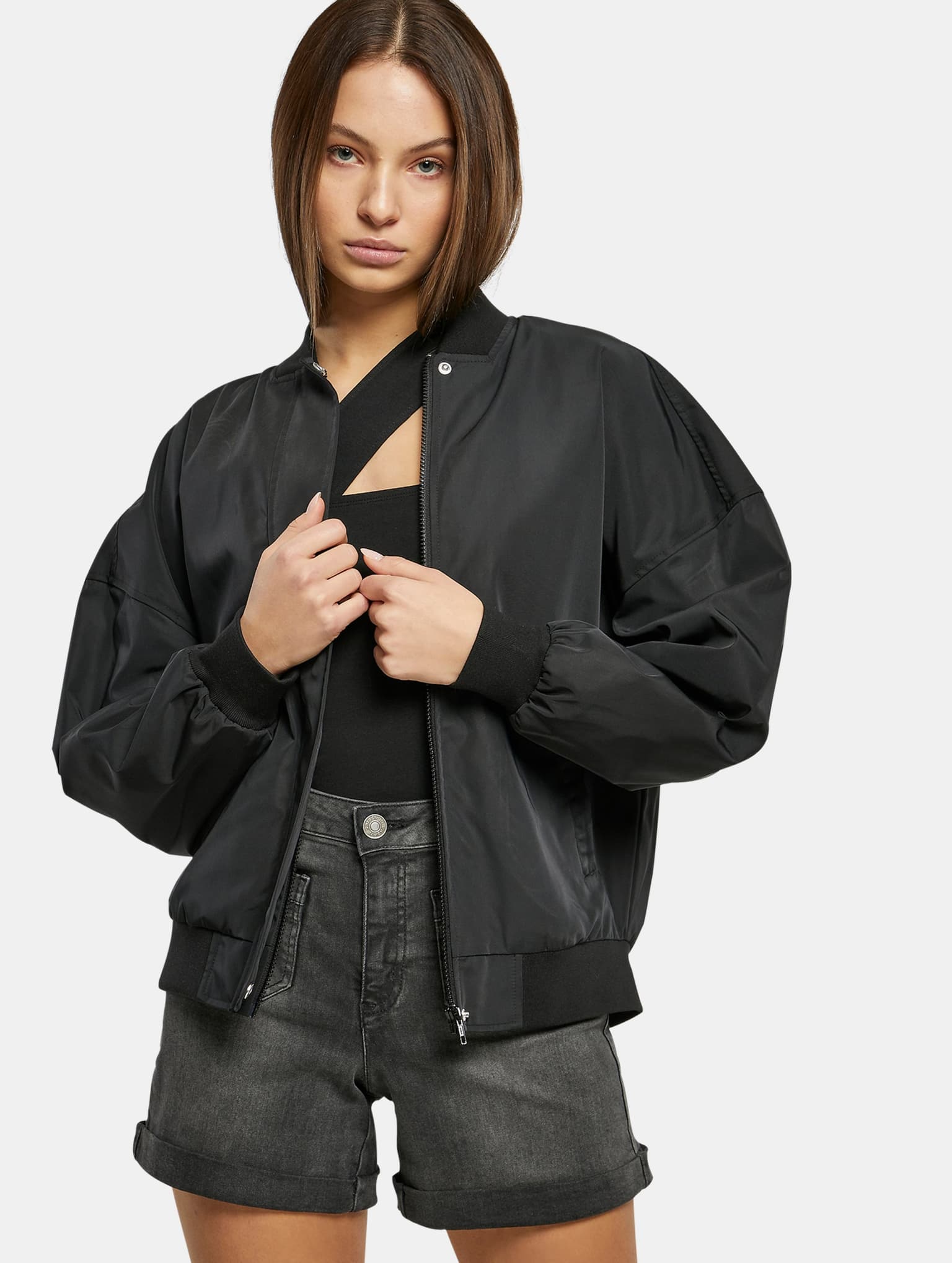 Urban Classics Ladies Essentials Oversized Light Bomber Jacket