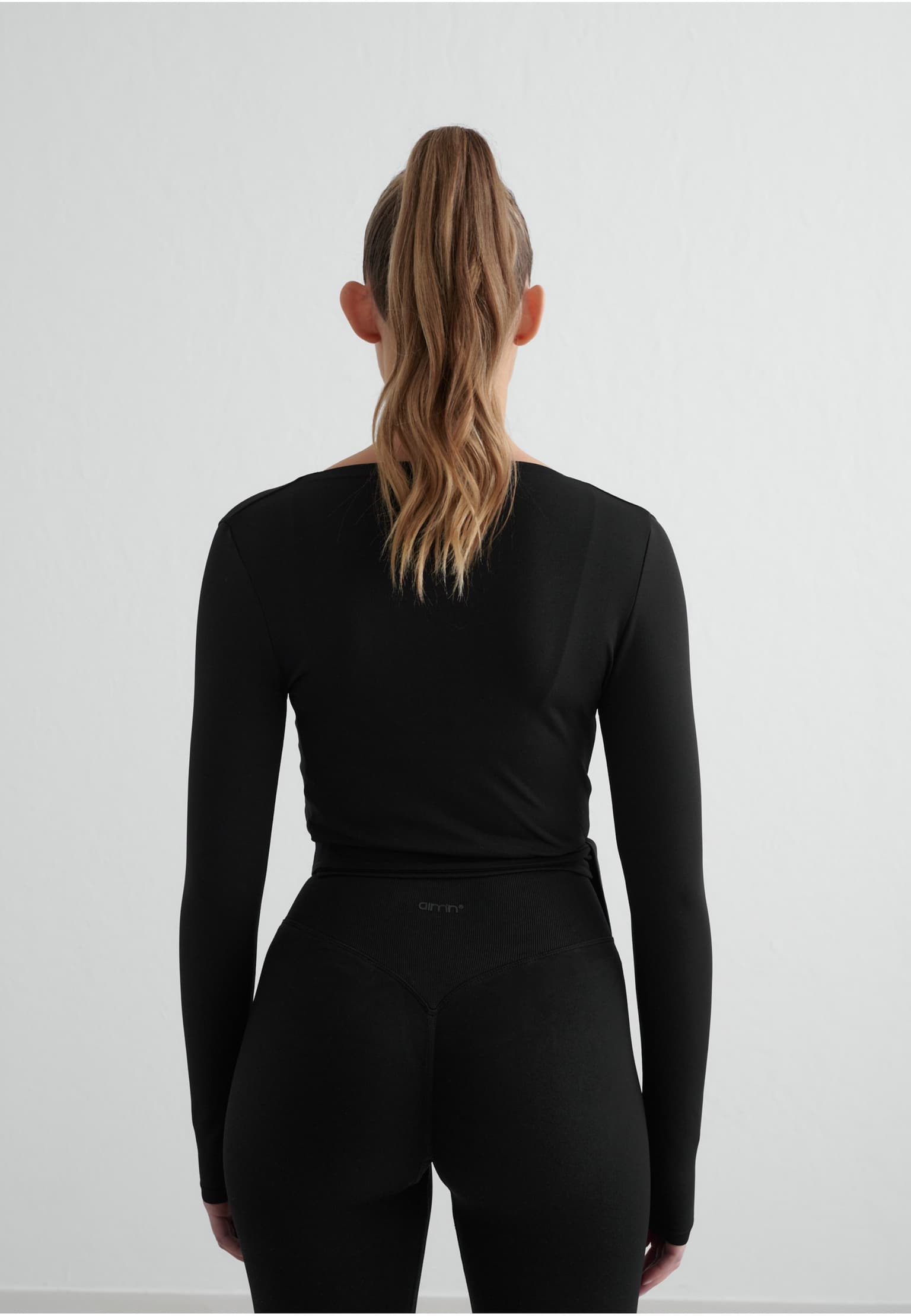 aimn Shape Seamless Wrap Long Sleeve – Bild 2
