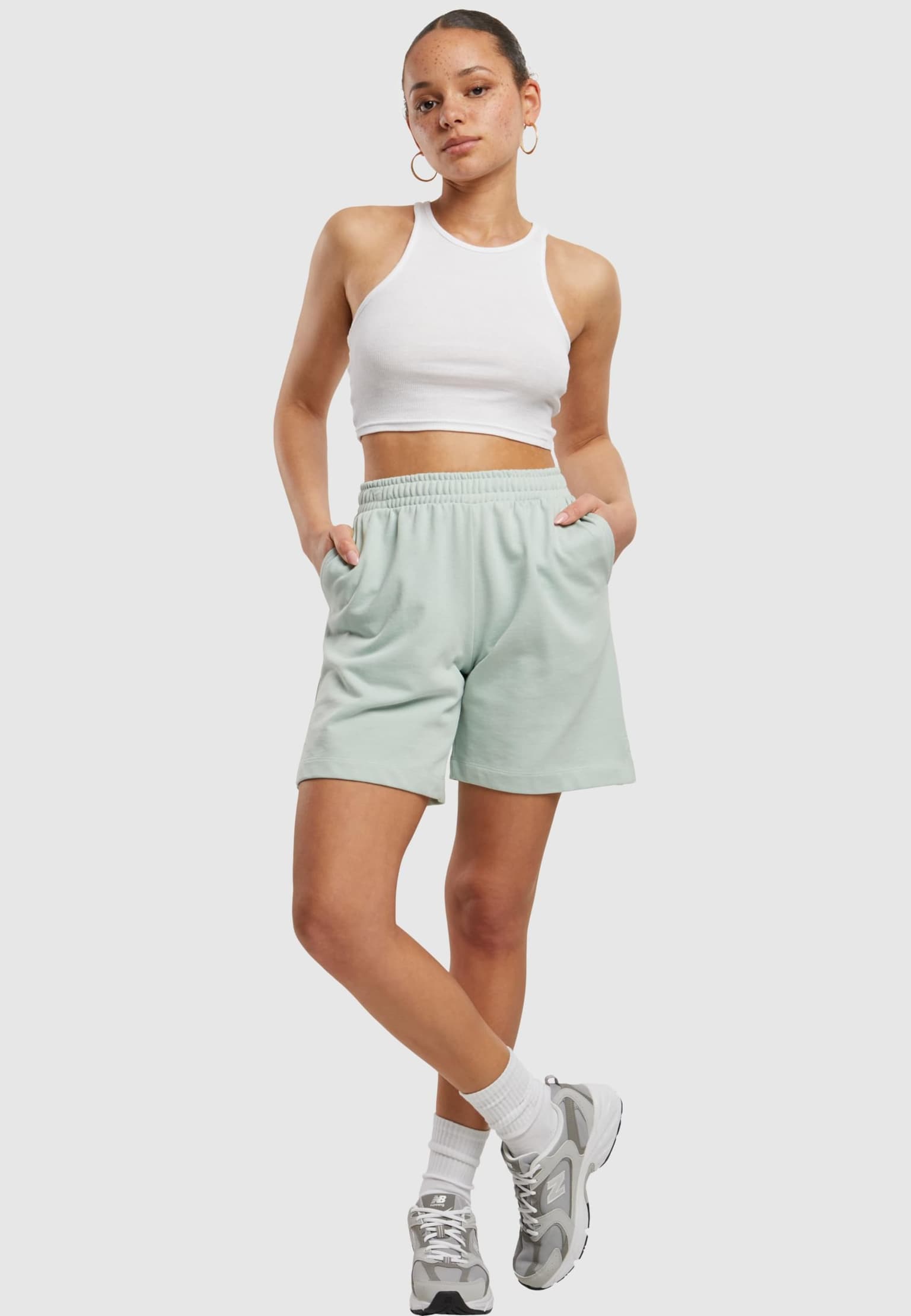 Urban Classics Ladies Essentials Terry Bermuda Pants – Bild 4