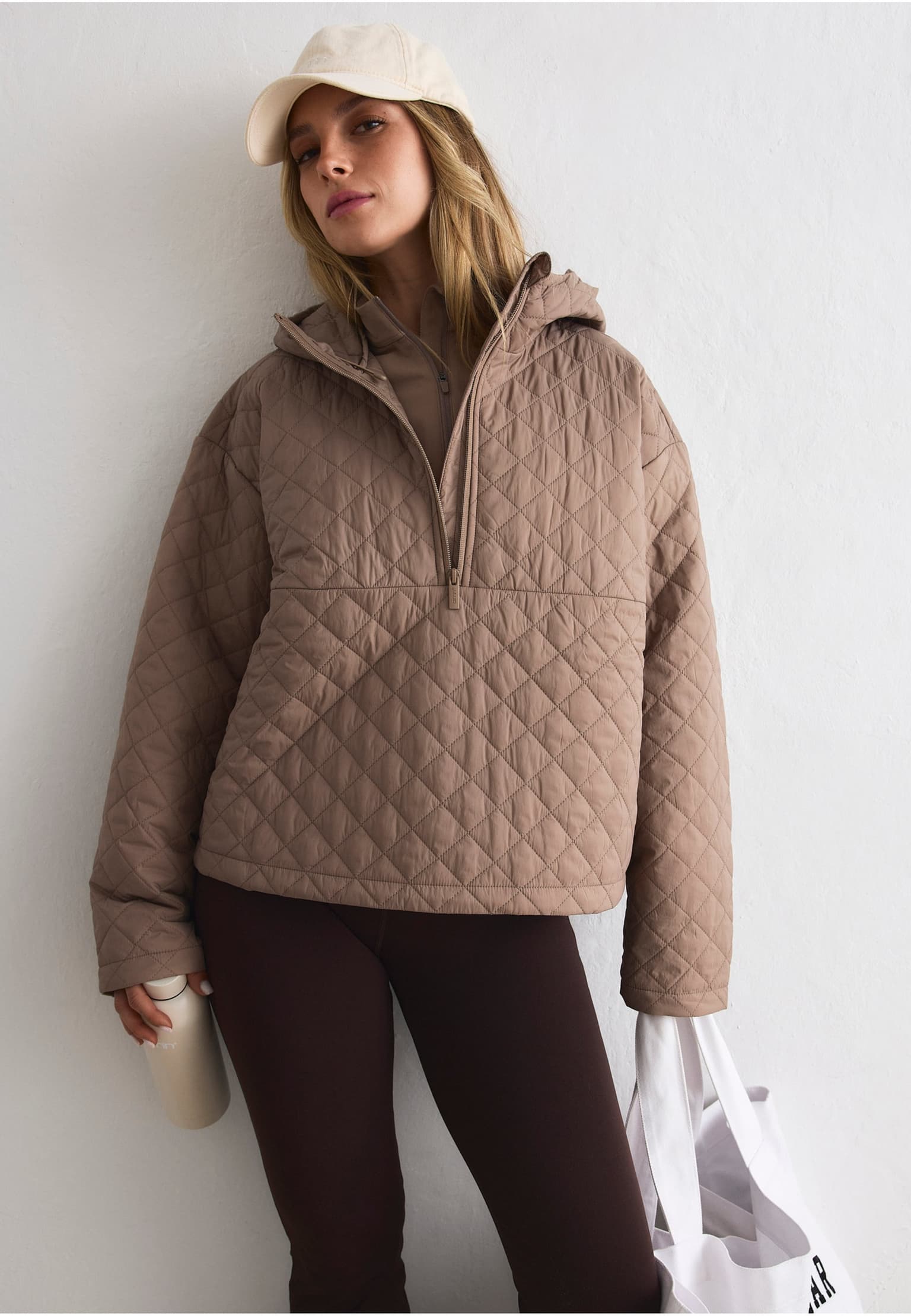 aimn Cropped Quilted Anorak