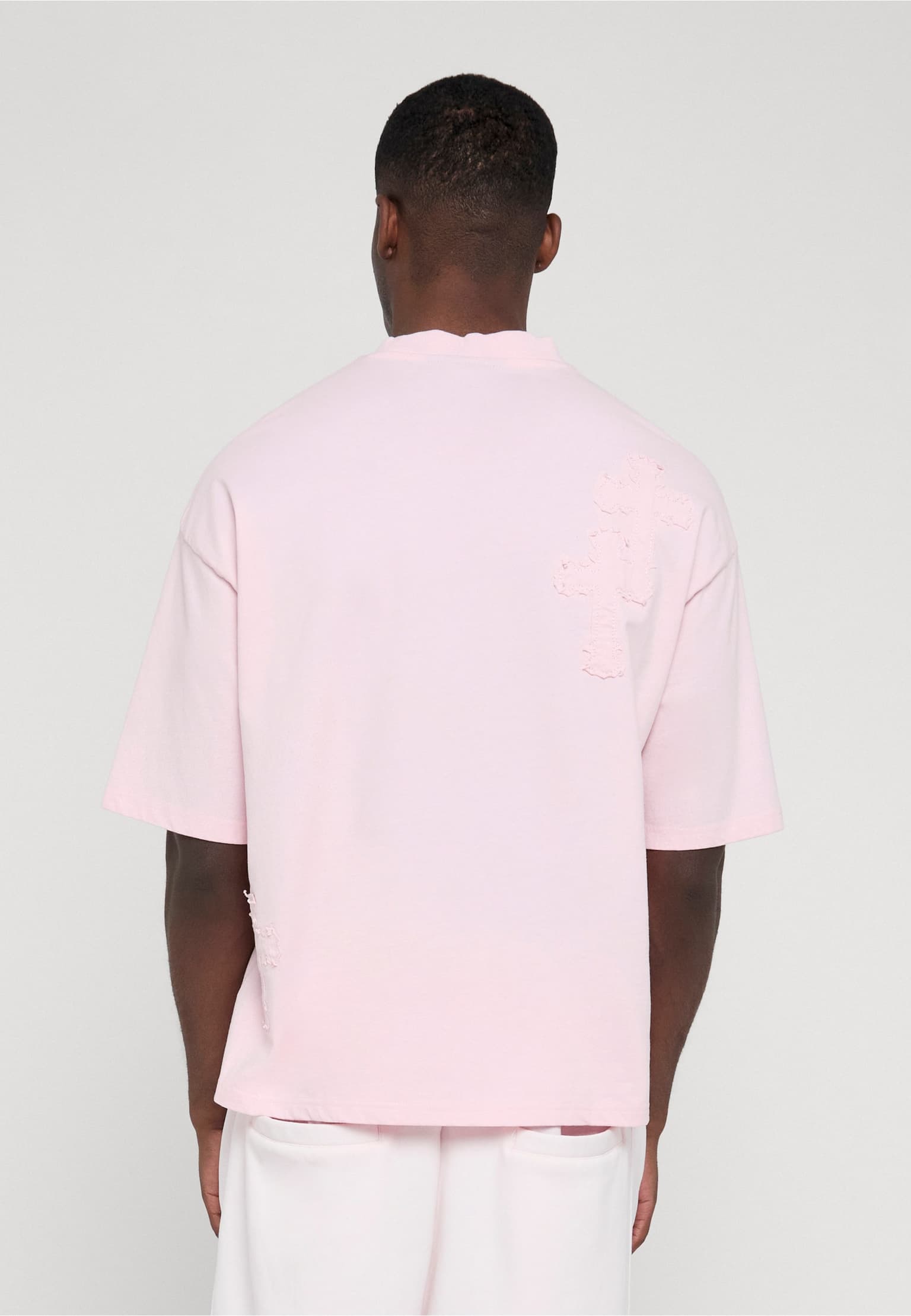 Favela Cross Patches T-Shirt – Bild 2