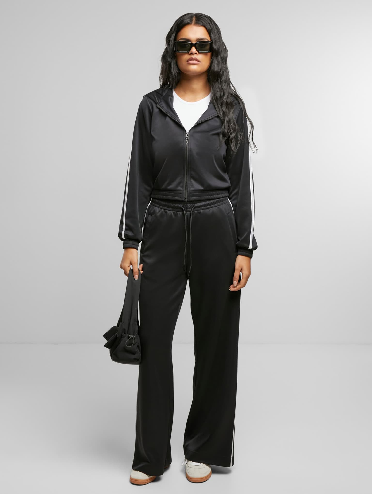 Urban Classics Ladies Wide Leg Track Pants – Bild 4
