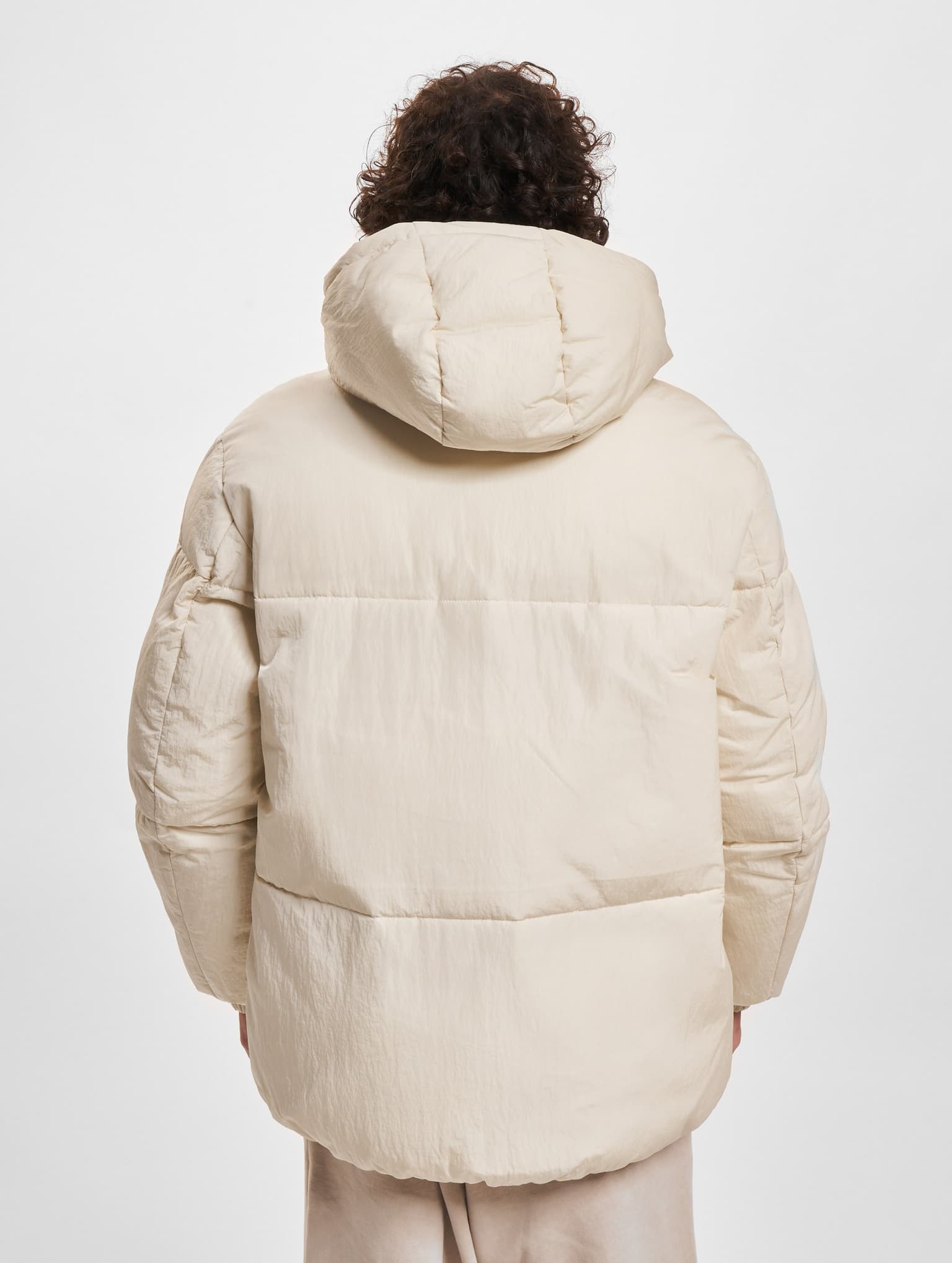 Tommy Jeans Oversized Statement Puffer Jacket – Bild 2