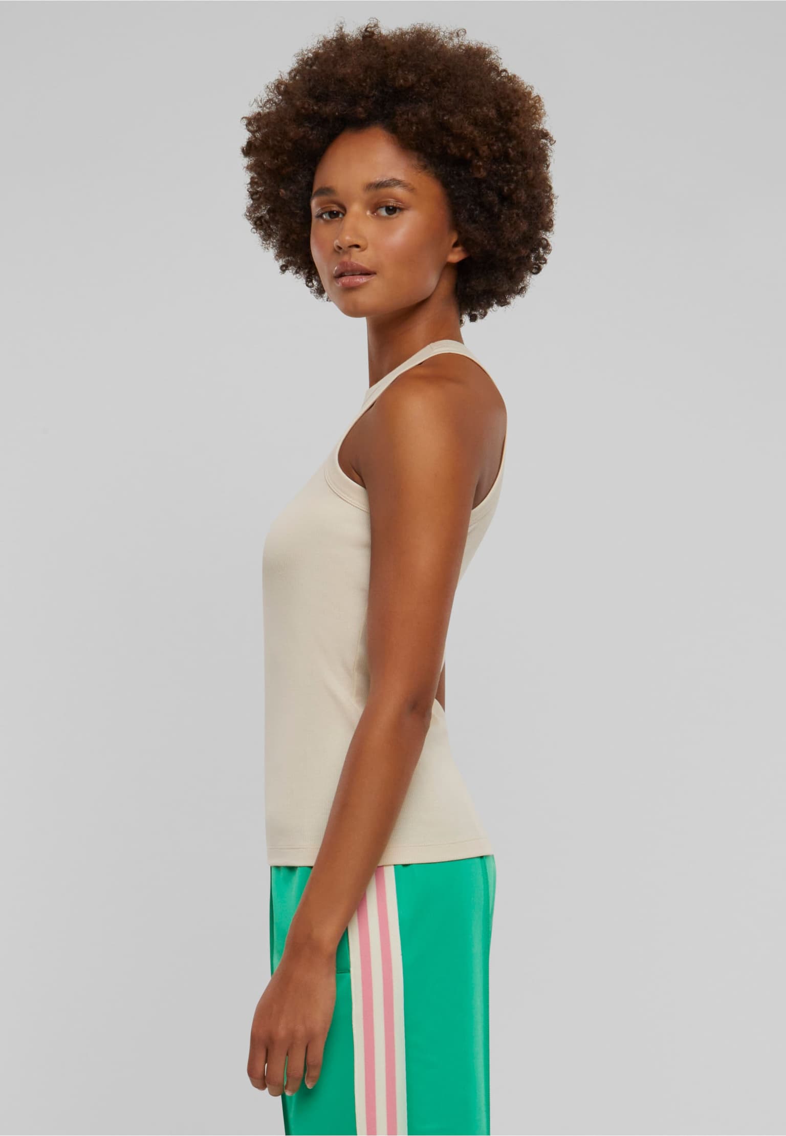 Urban Classics Ladies Racer Back Rib Top – Bild 3