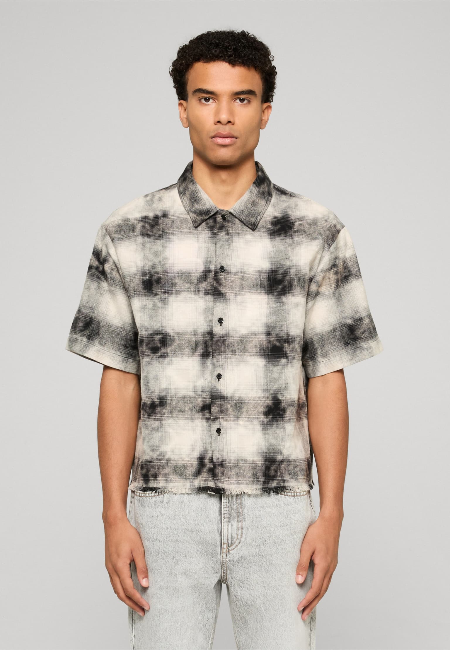 Urban Classics Washed Boxy Short Sleeve Flannel Shirt