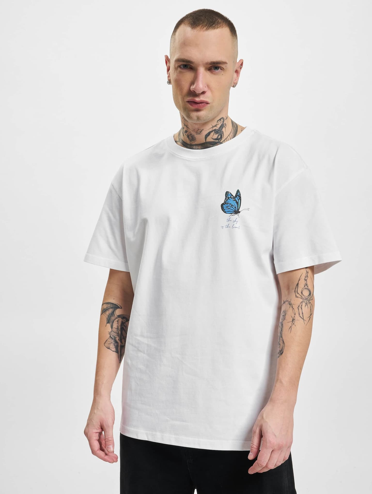 Mister Tee Upscale Sky Is The Limit Oversize