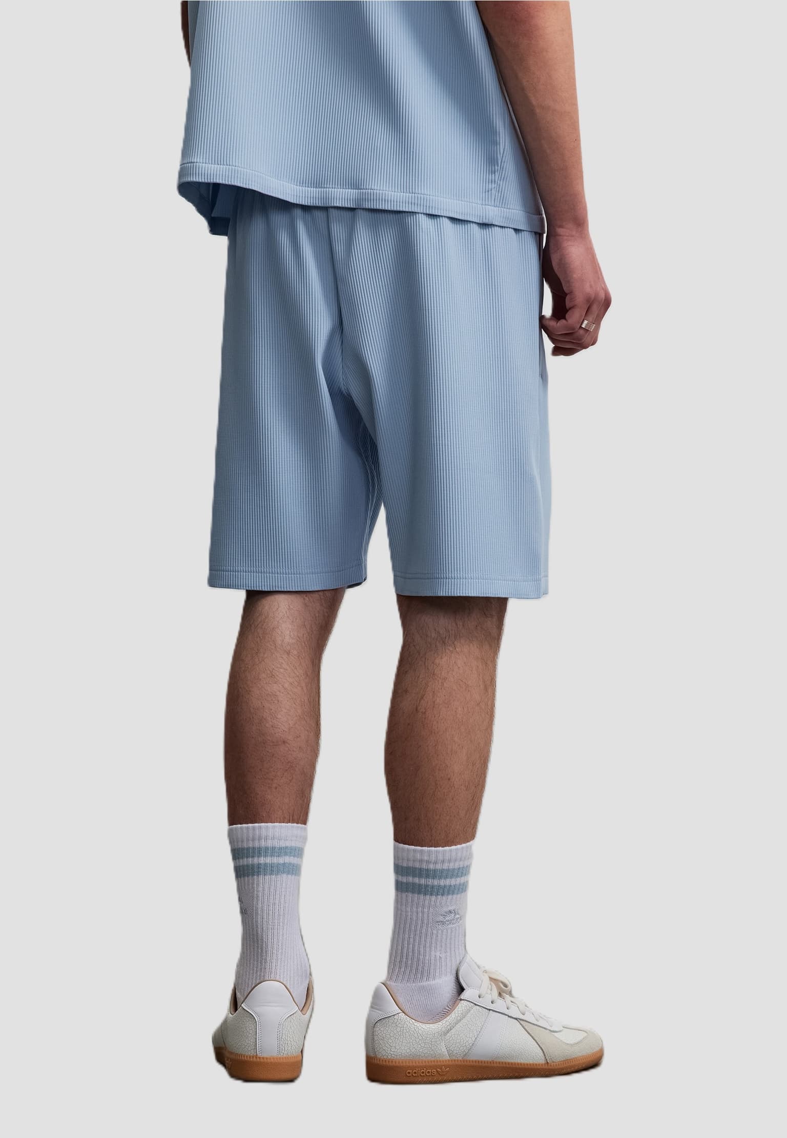 PEGADOR Troy Plissee Short – Bild 2