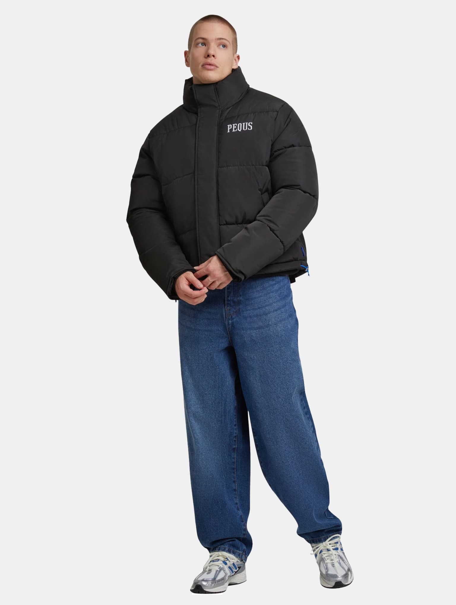 PEQUS Chest Logo Puffer Jacket – Bild 4