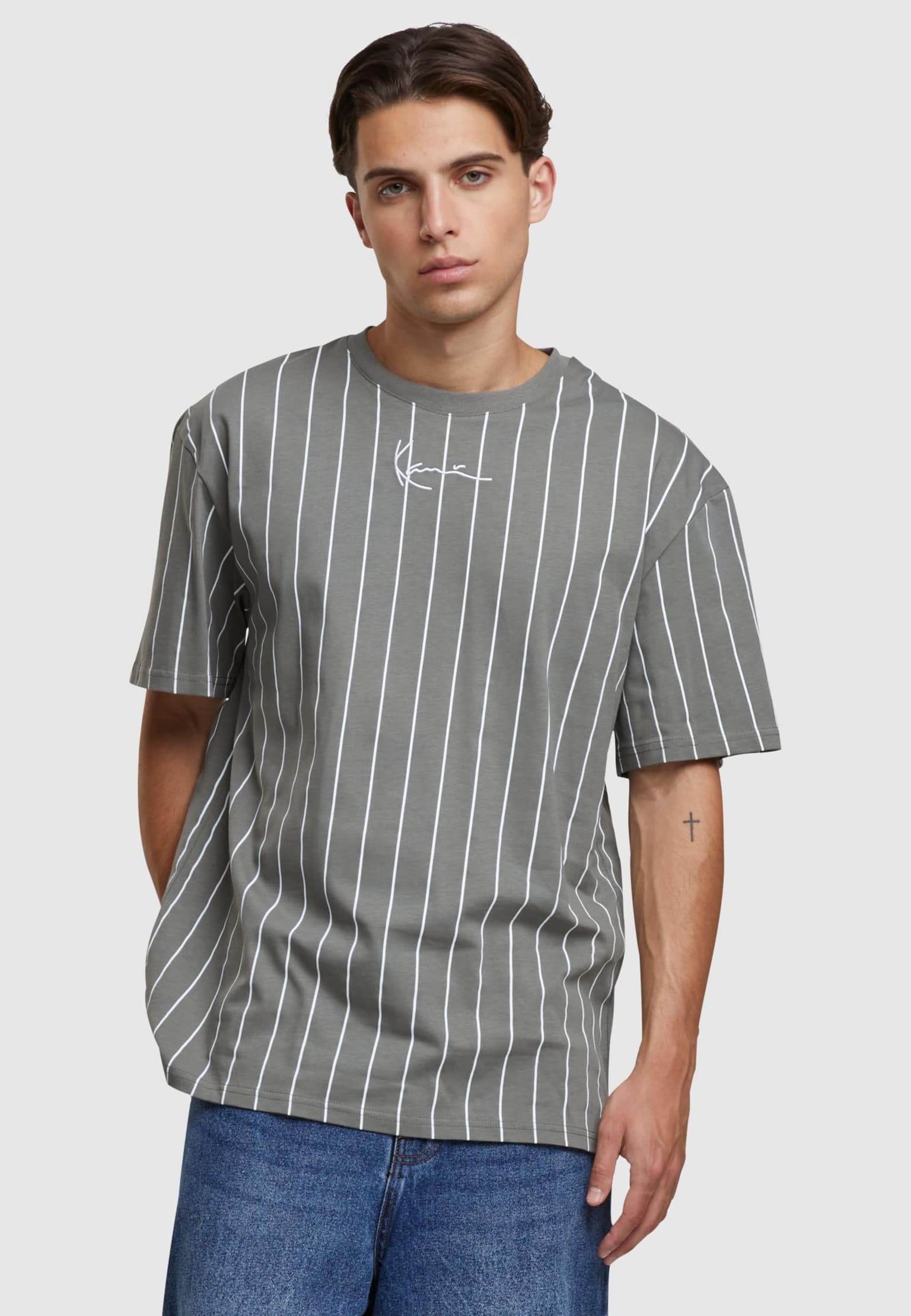Karl Kani Small Signature Essential Pinstripe T-Shirt