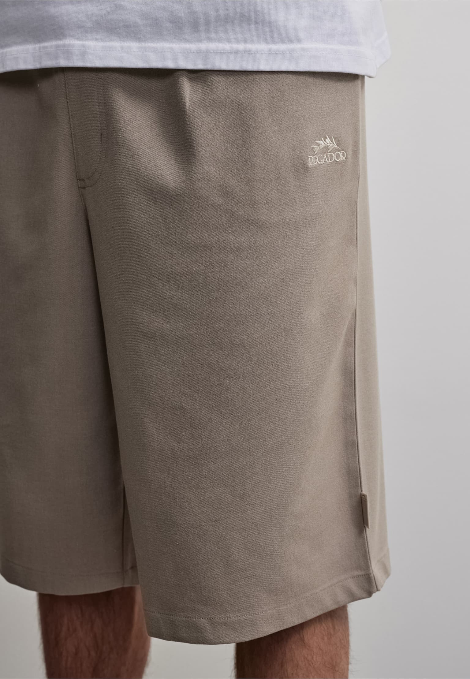 PEGADOR Castelnou Overknee Smart Short – Bild 3