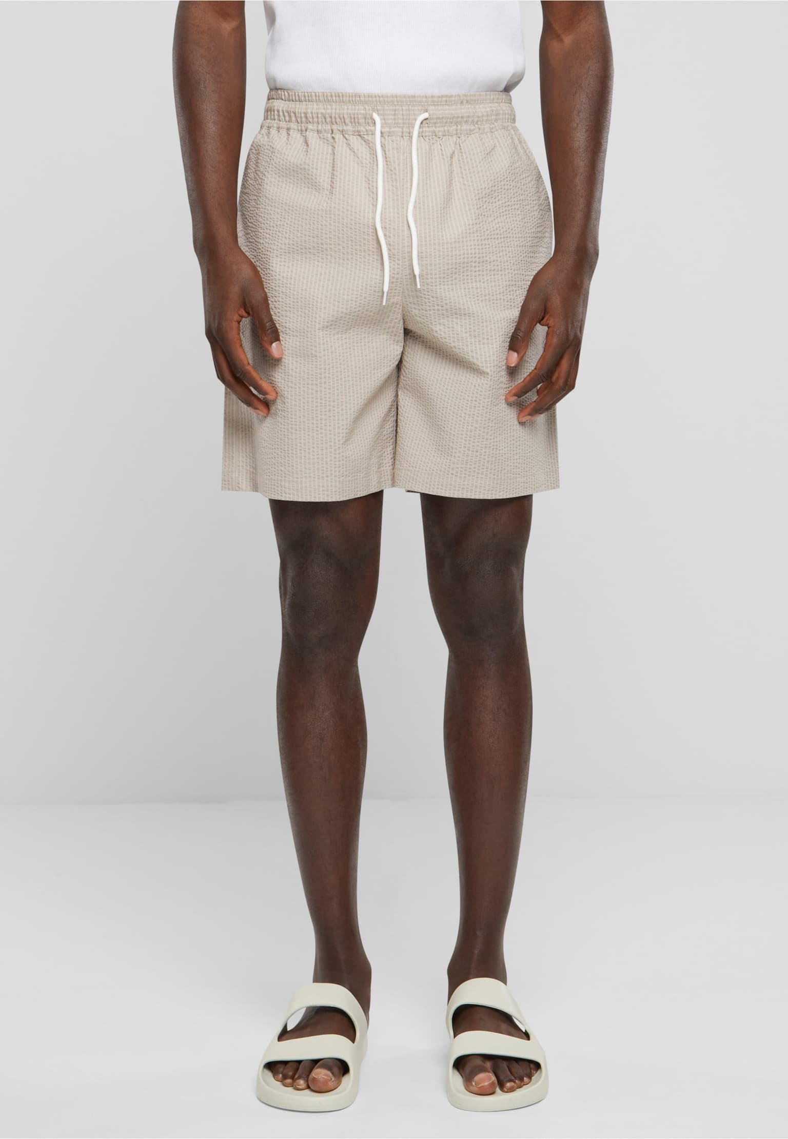Urban Classics Basic Seersucker Short