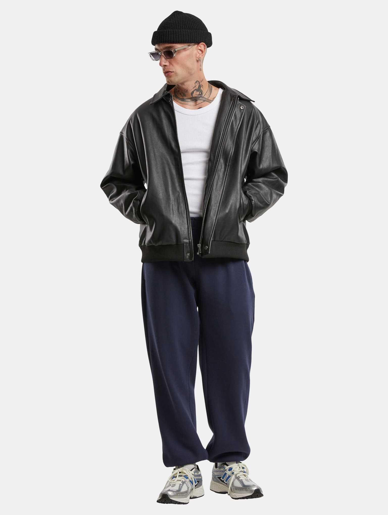 Urban Classics Basic Essential Jogginghose – Bild 4