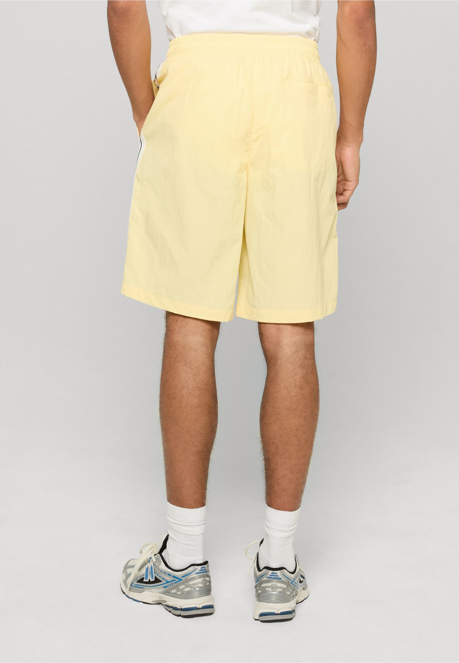 Urban Classics Board Short With Patched Stripe – Bild 2