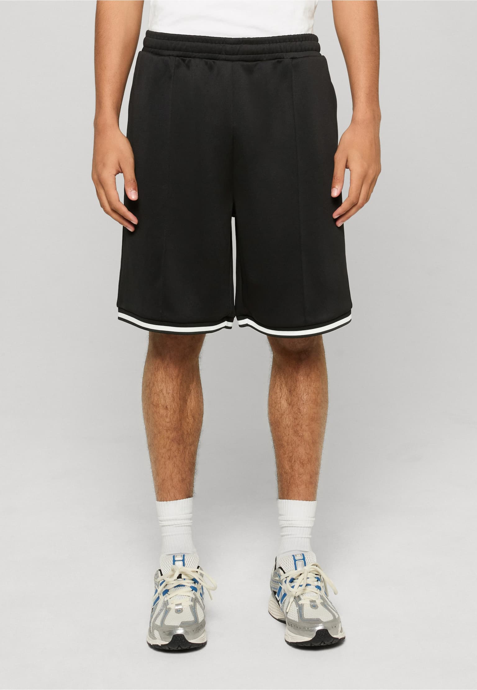 Urban Classics Interlock Pintuck Baseball Short