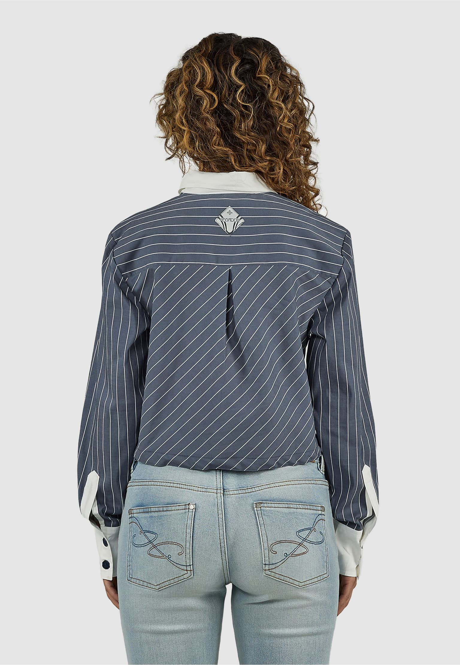 PEGADOR Bojnice Cropped Shirt – Bild 2