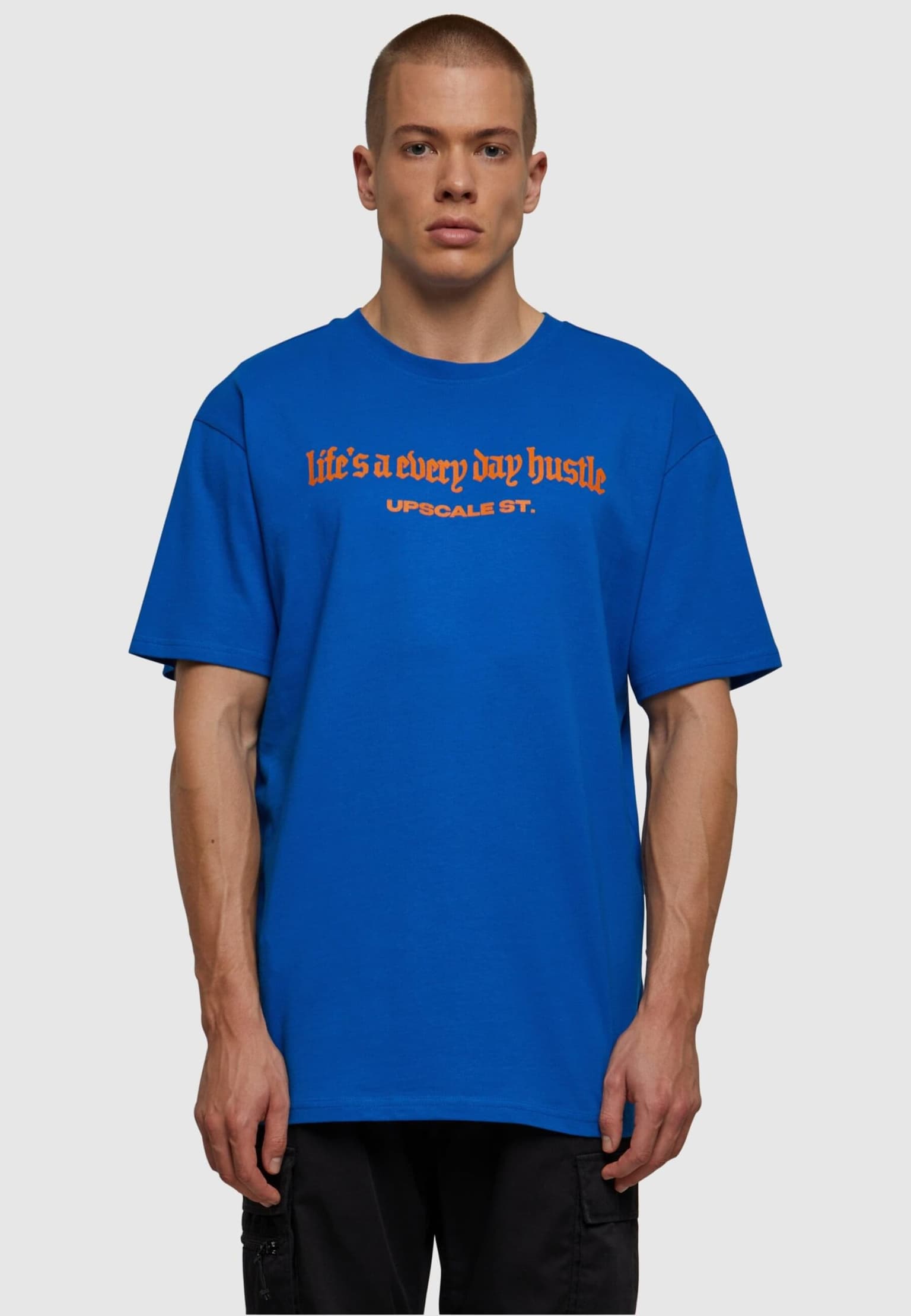Mister Tee Upscale Hustle Oversize