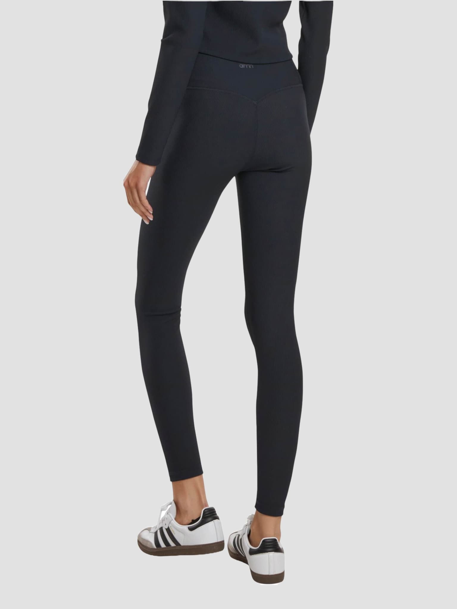 AMN-243-TIG-24030220-010 AIMN Ribbed Performance Tights – Bild 2