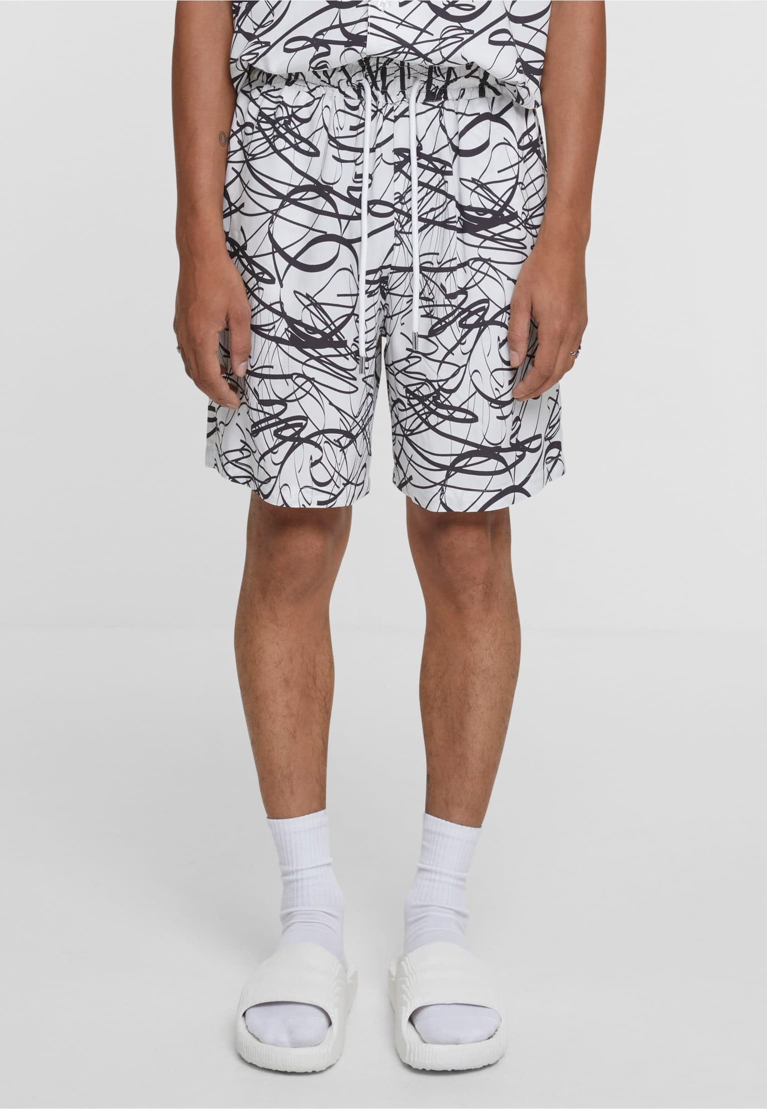 Urban Classics Viscose AOP Resort Short