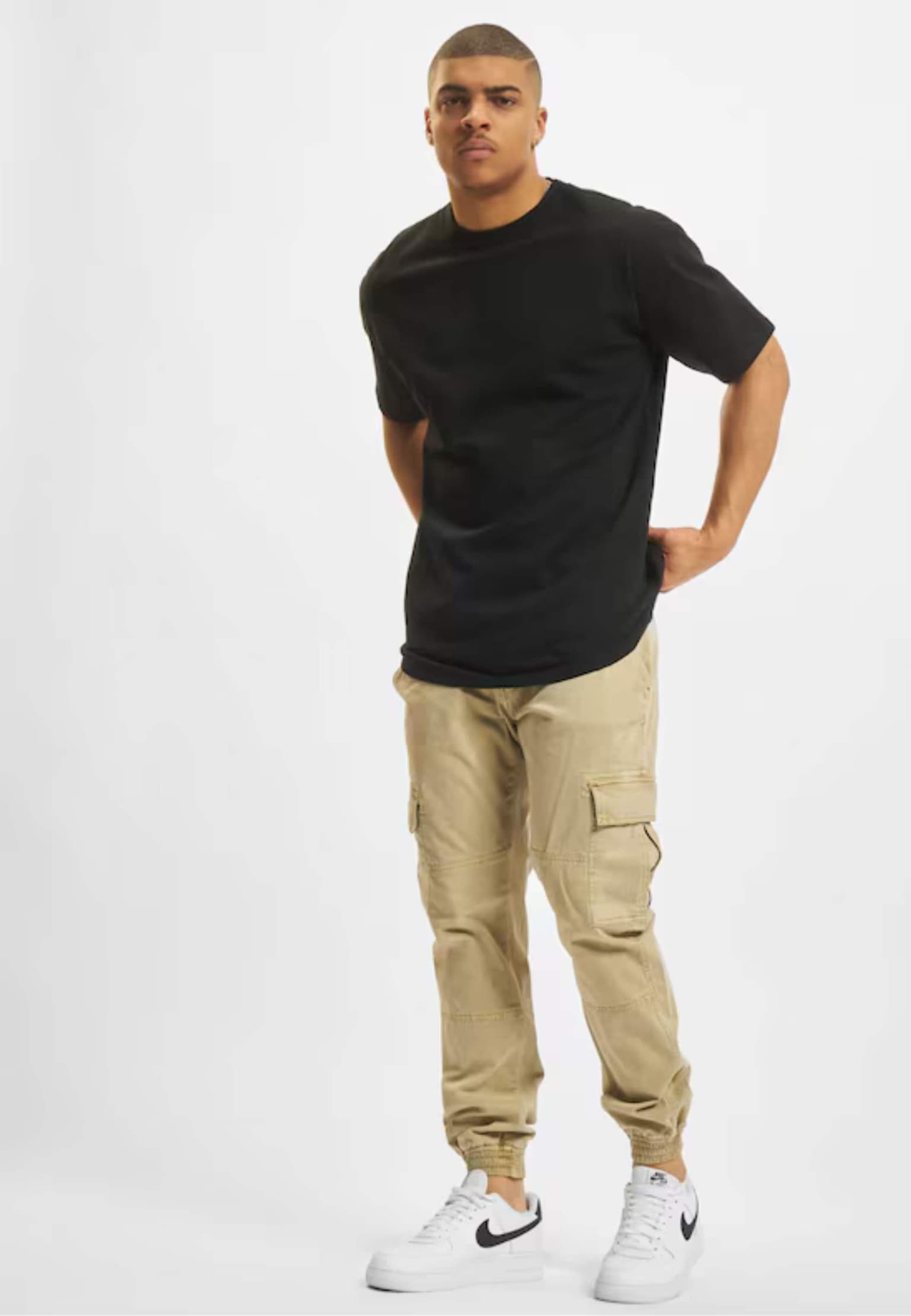Urban Classics Heavy Oversized Tee – Bild 4