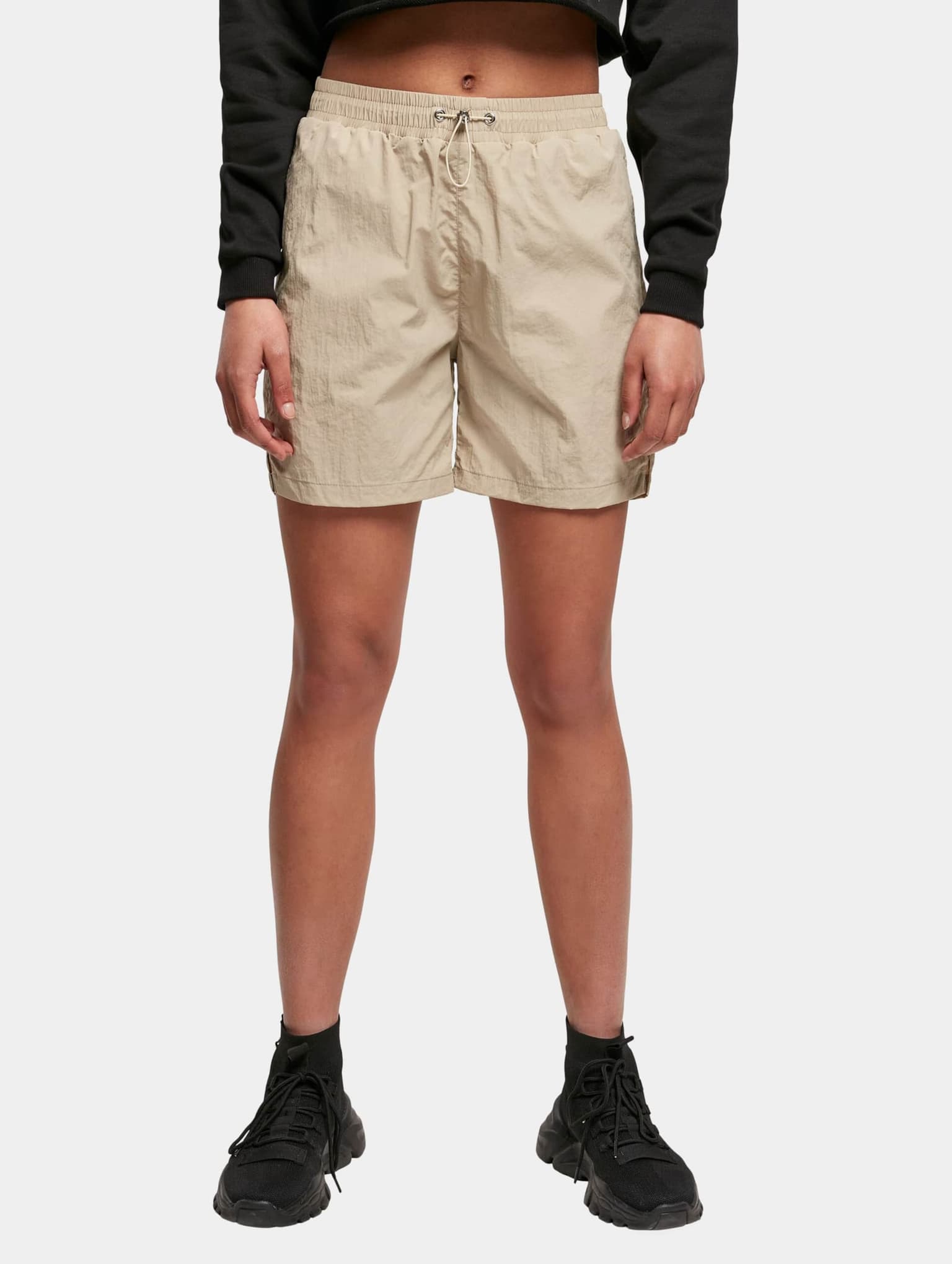 Urban Classics Ladies Crinkle Nylon Short – Bild 3