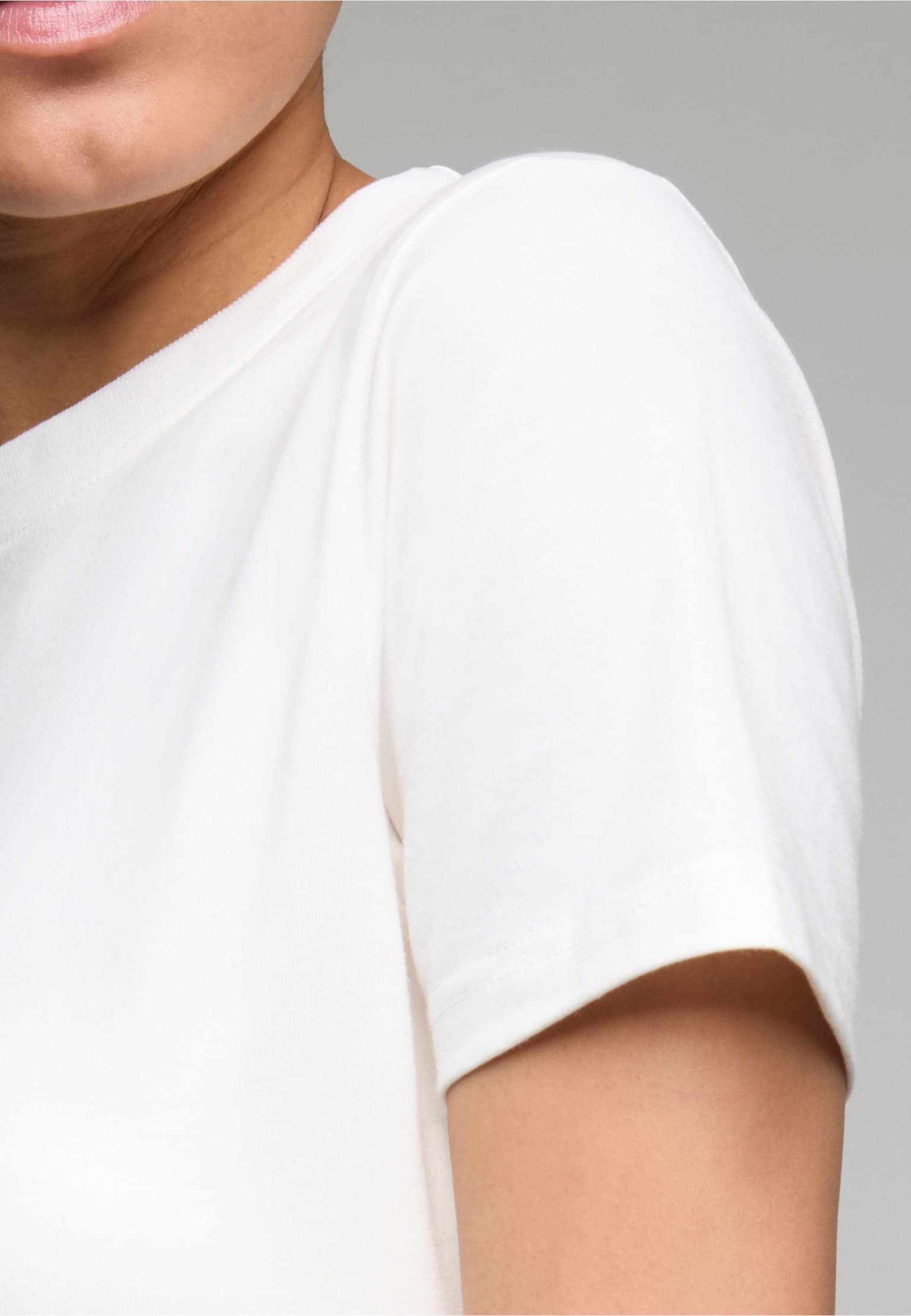 PEGADOR Yona Slim Tee – Bild 4