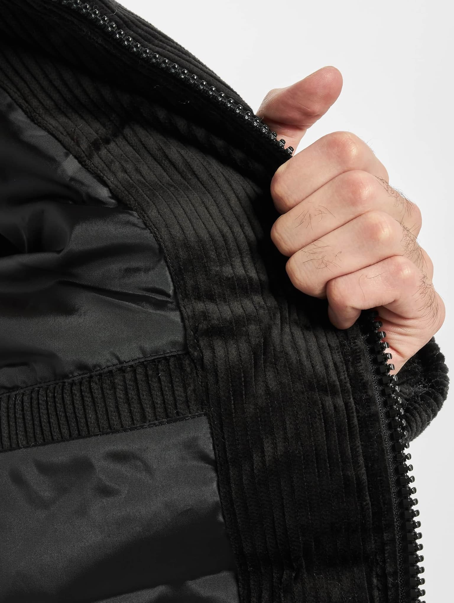 Urban Classics Boxy Corduroy Puffer Jacket – Bild 4