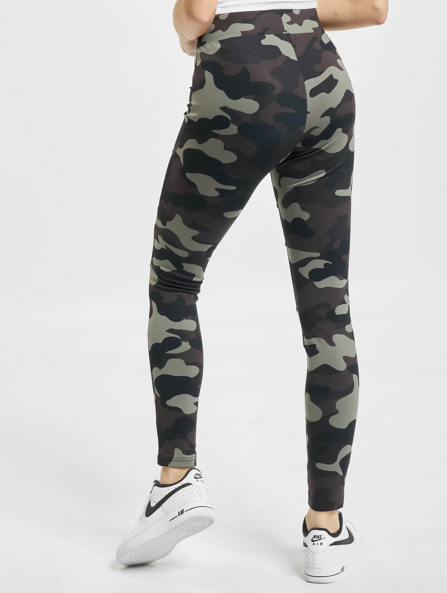 Urban Classics Ladies Camo Tech Mesh Leggings – Bild 2