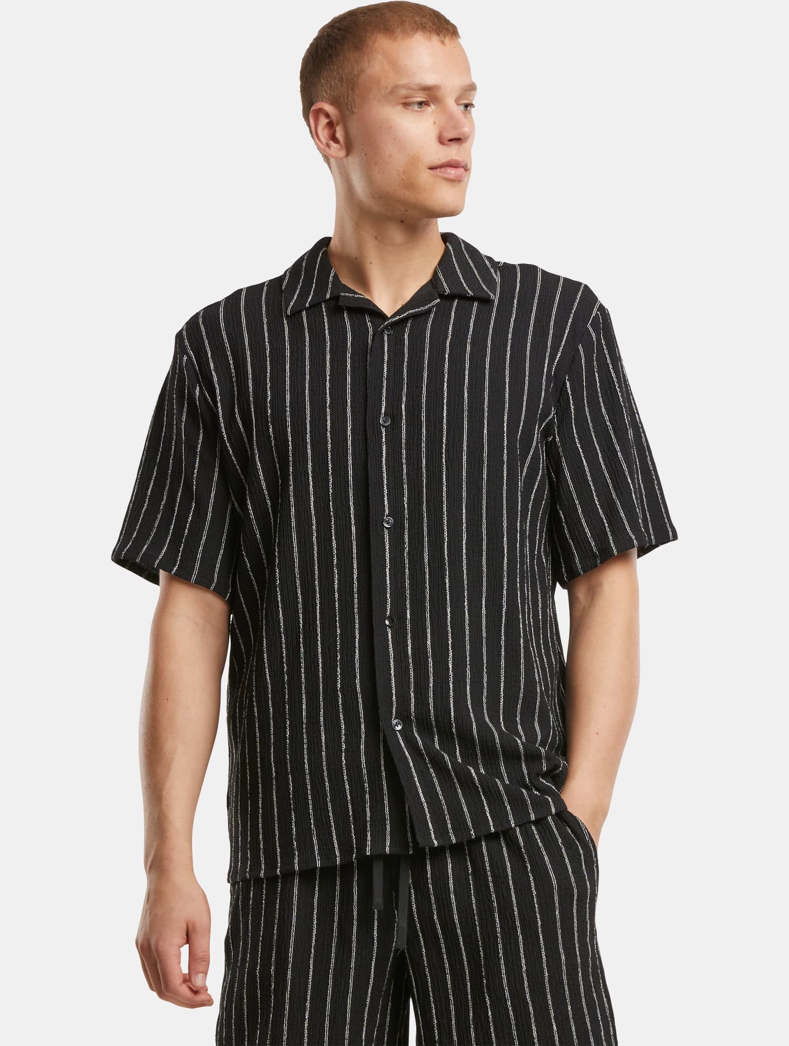 Urban Classics Striped Crinkle Resort Shirt