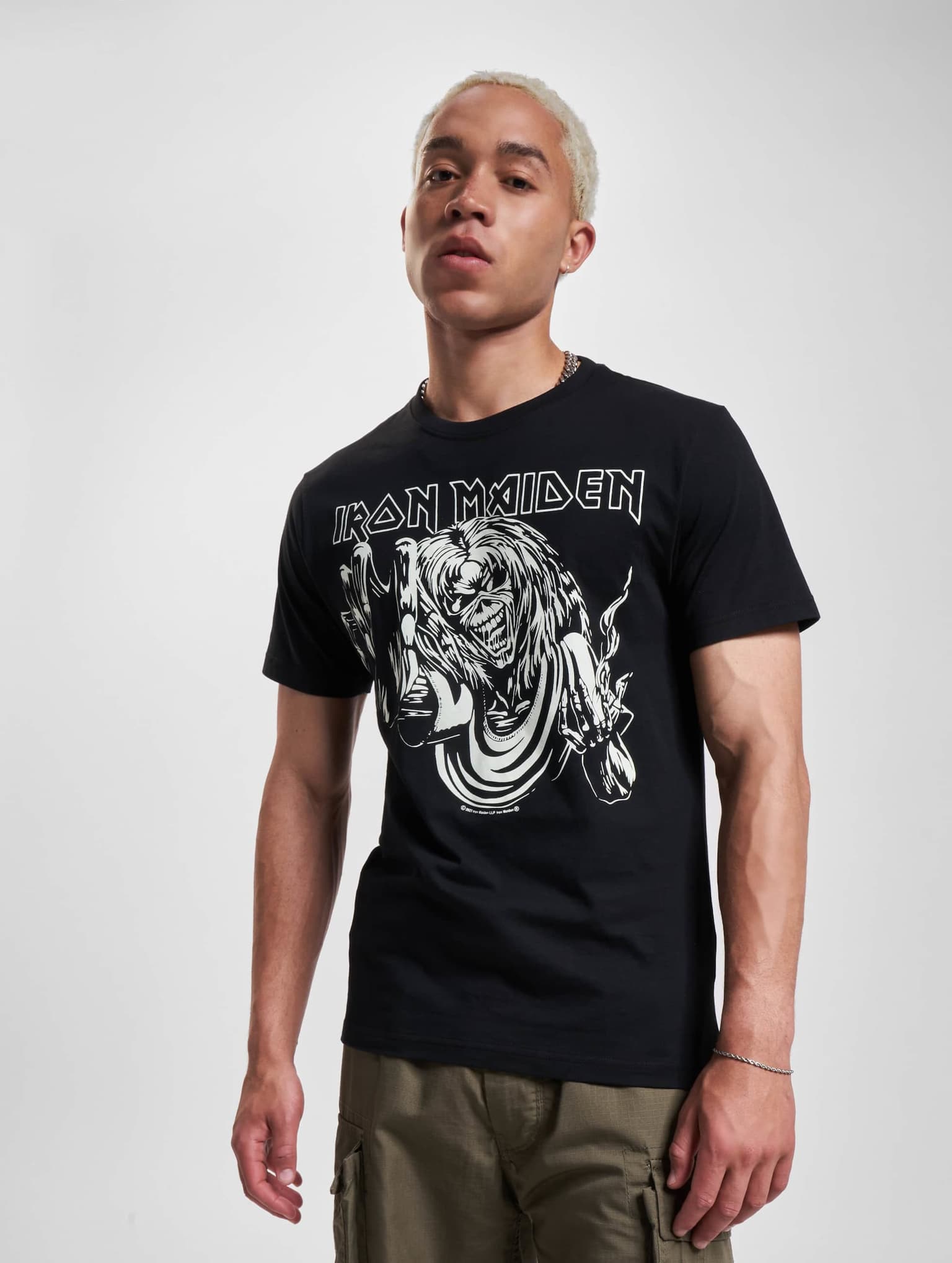 Brandit Iron Maiden Tee Shirt Design 3 ( glow in the dark pigment) – Bild 3
