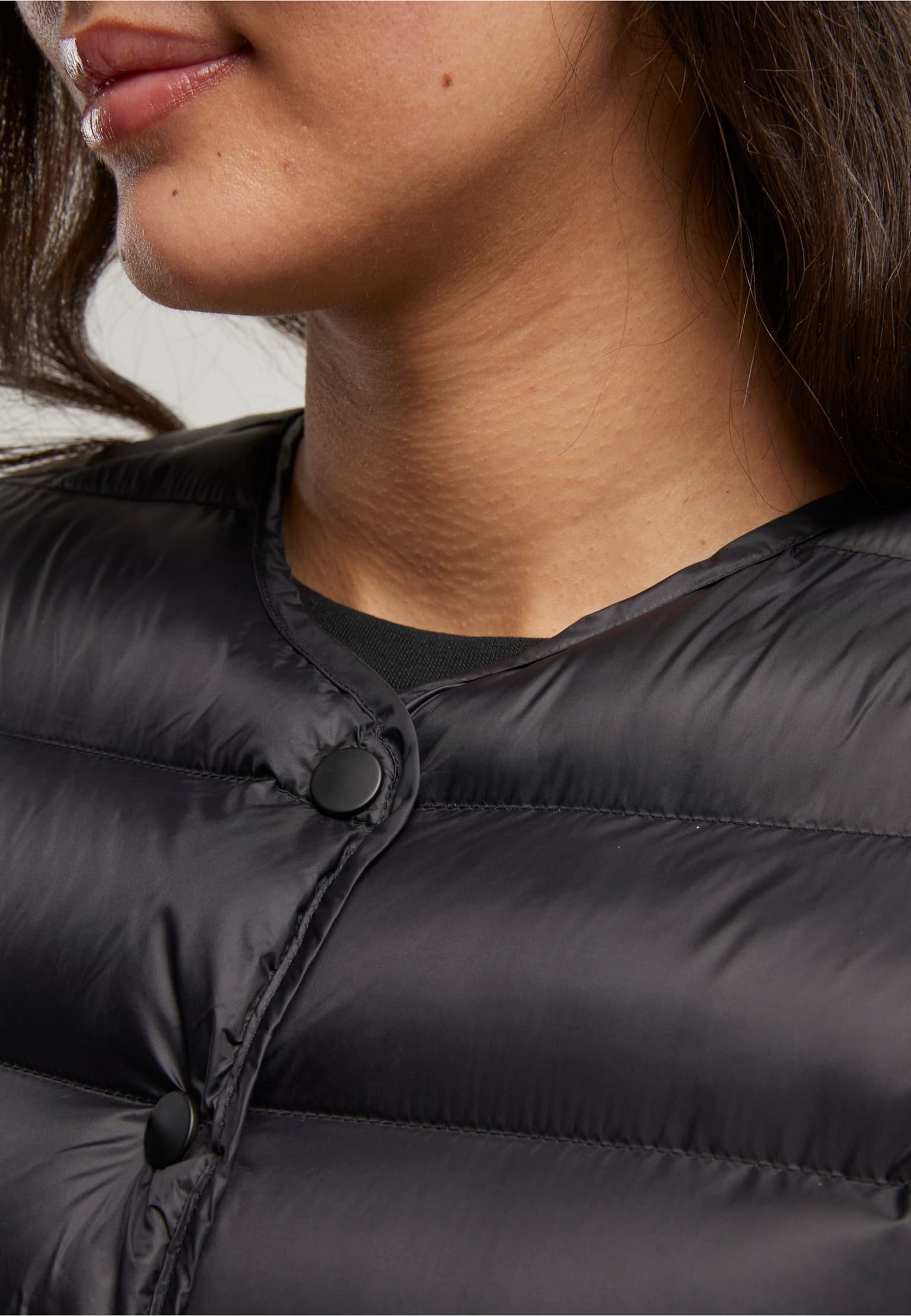 Urban Classics Ladies Button Puffer Vest – Bild 4