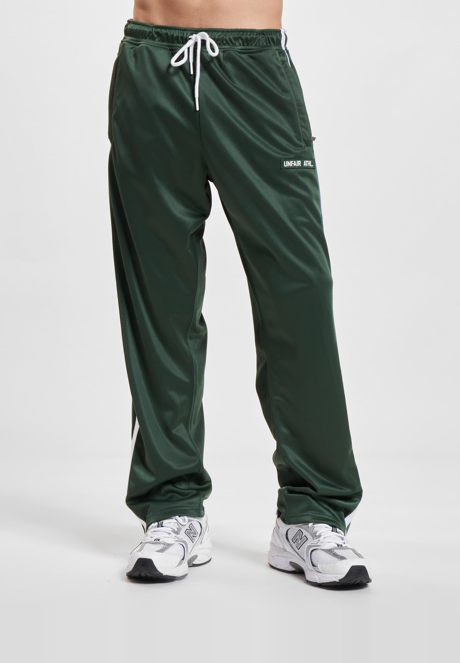 UNFAIR ATHLETICS DMWU Trackpants Evolution – Bild 3