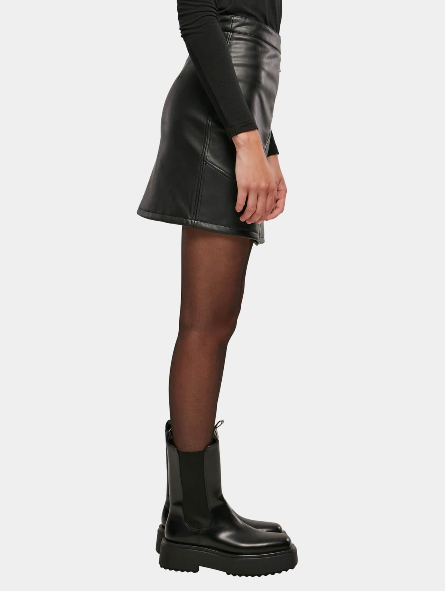 Urban Classics Ladies Synthetic Leather Biker Skirt – Bild 4