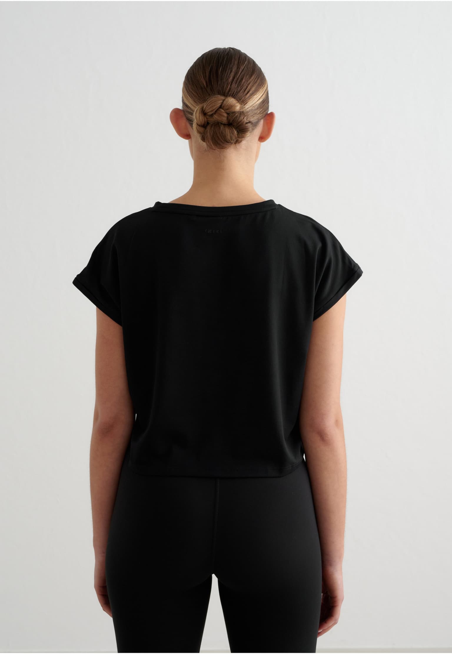 aimn Soft Basic Roll Sleeve Top – Bild 2