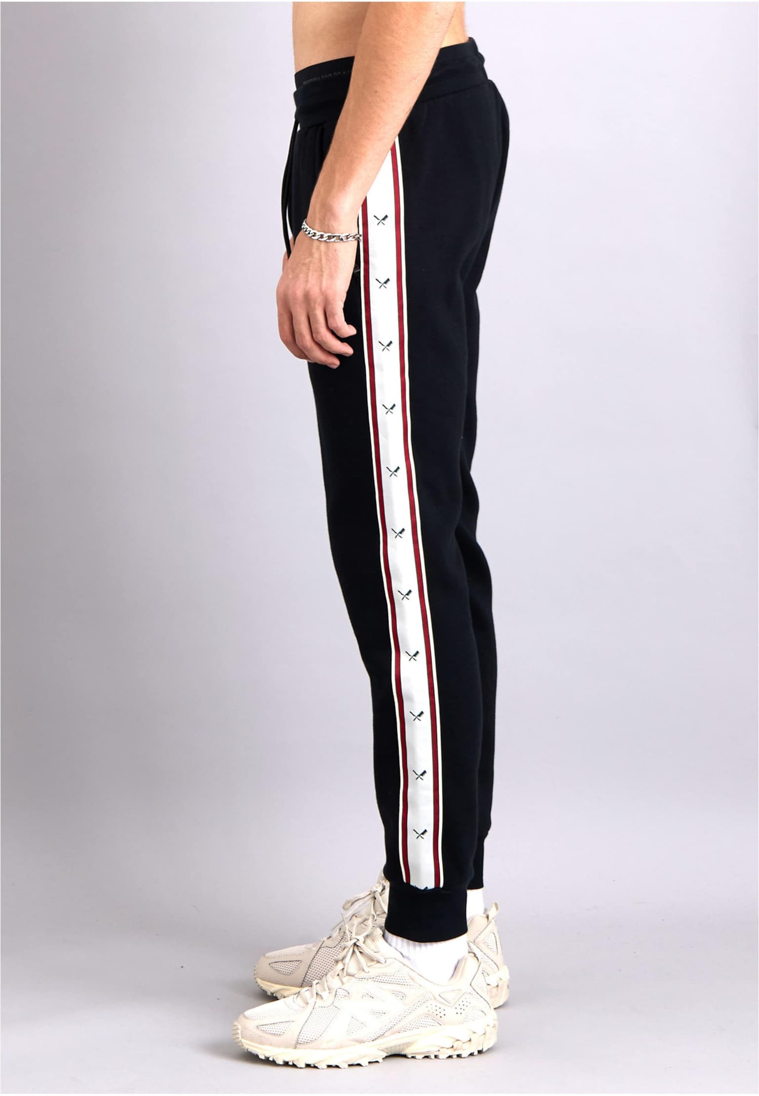 Distorted People Blades Tape Sweatpants – Bild 2