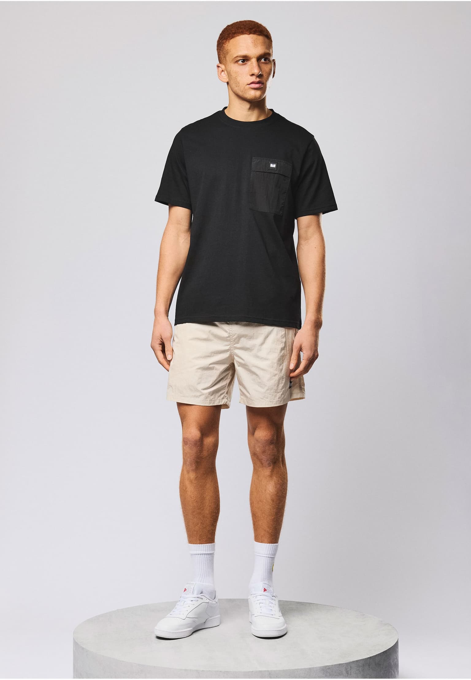 Weekend Offender STINIVA PARACHUTE POCKET TEE – Bild 3