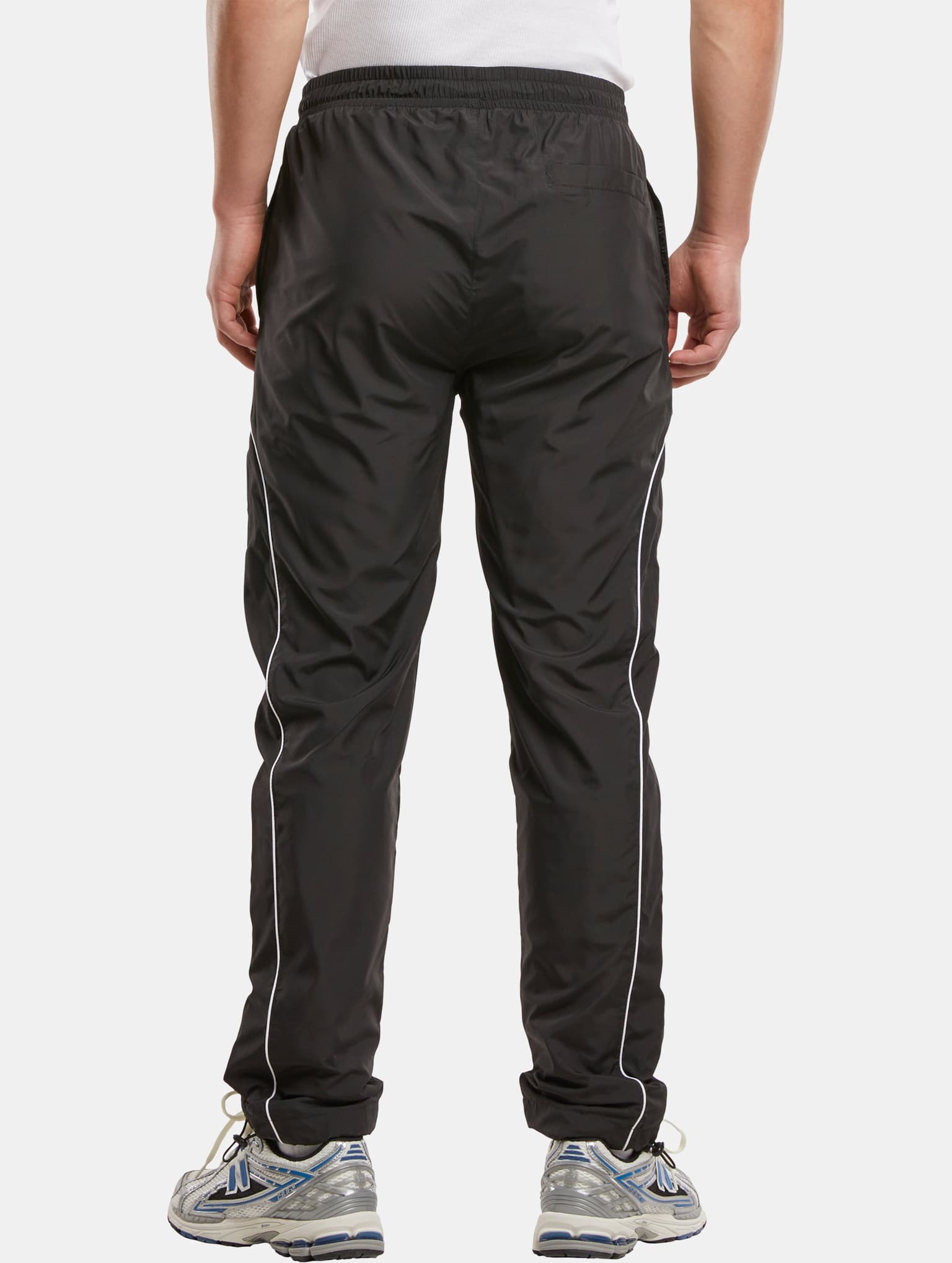 Urban Classics Piped Panel Trackpants – Bild 2