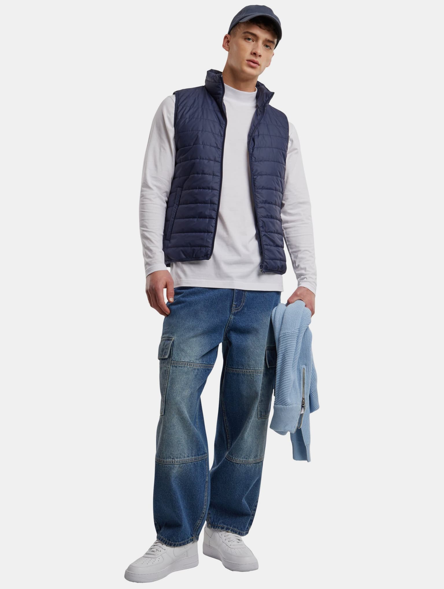 Urban Classics Basic Light Weigh Weste – Bild 4