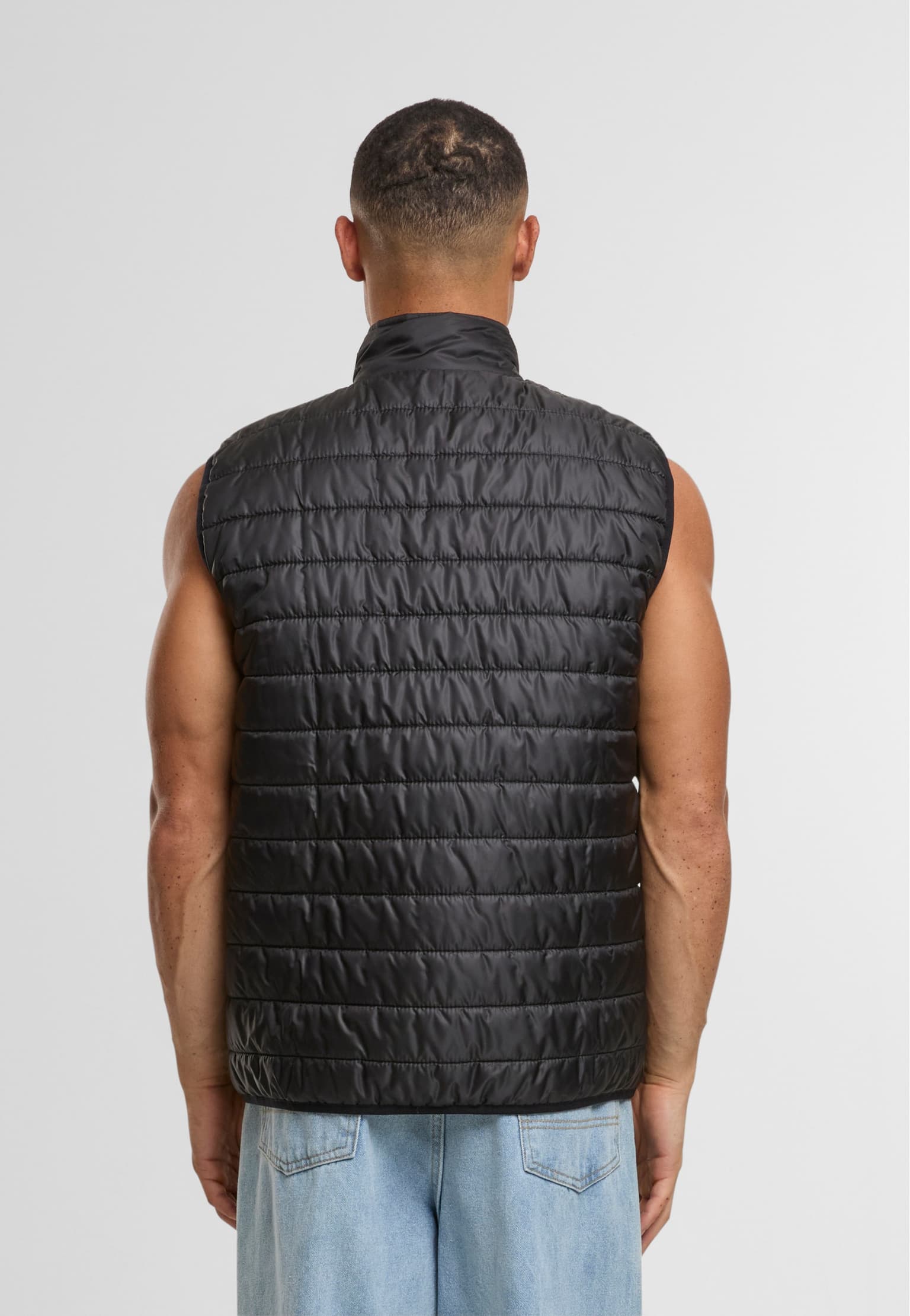 UNFAIR ATHLETICS Curved Quilted Vest – Bild 2