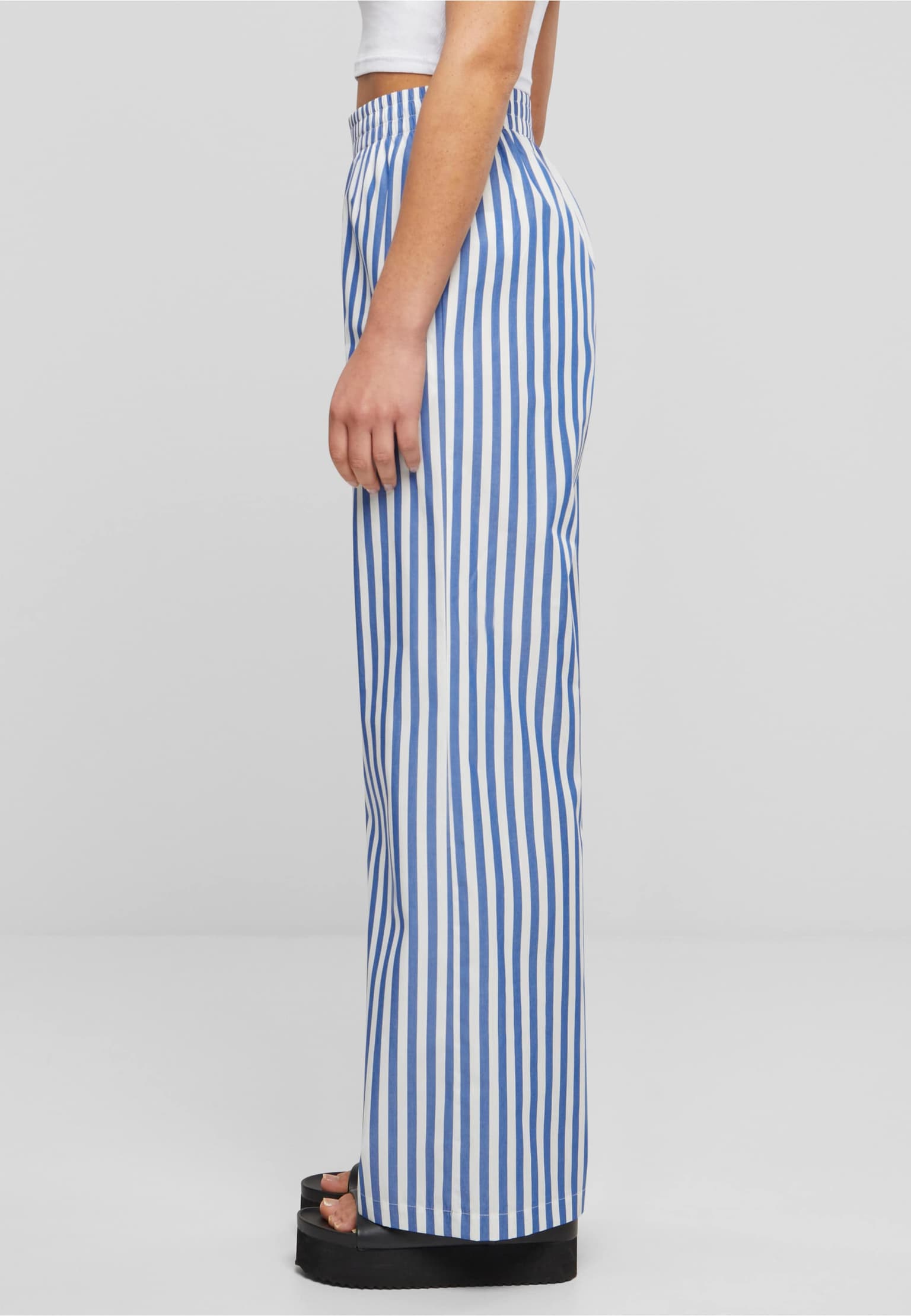 Urban Classics Ladies Striped Loose Pants – Bild 3