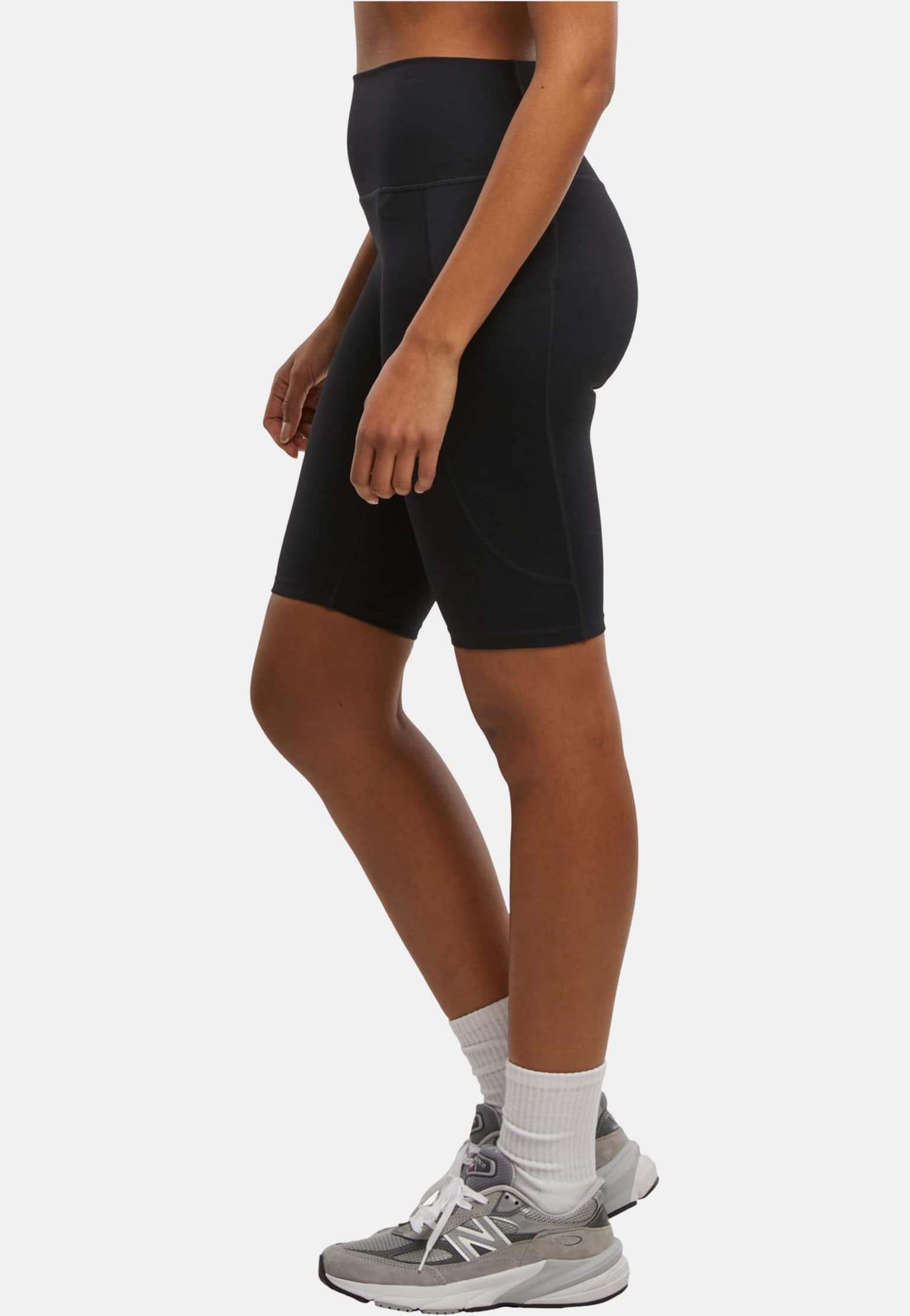 Urban Classics Ladies Cycling Short – Bild 3
