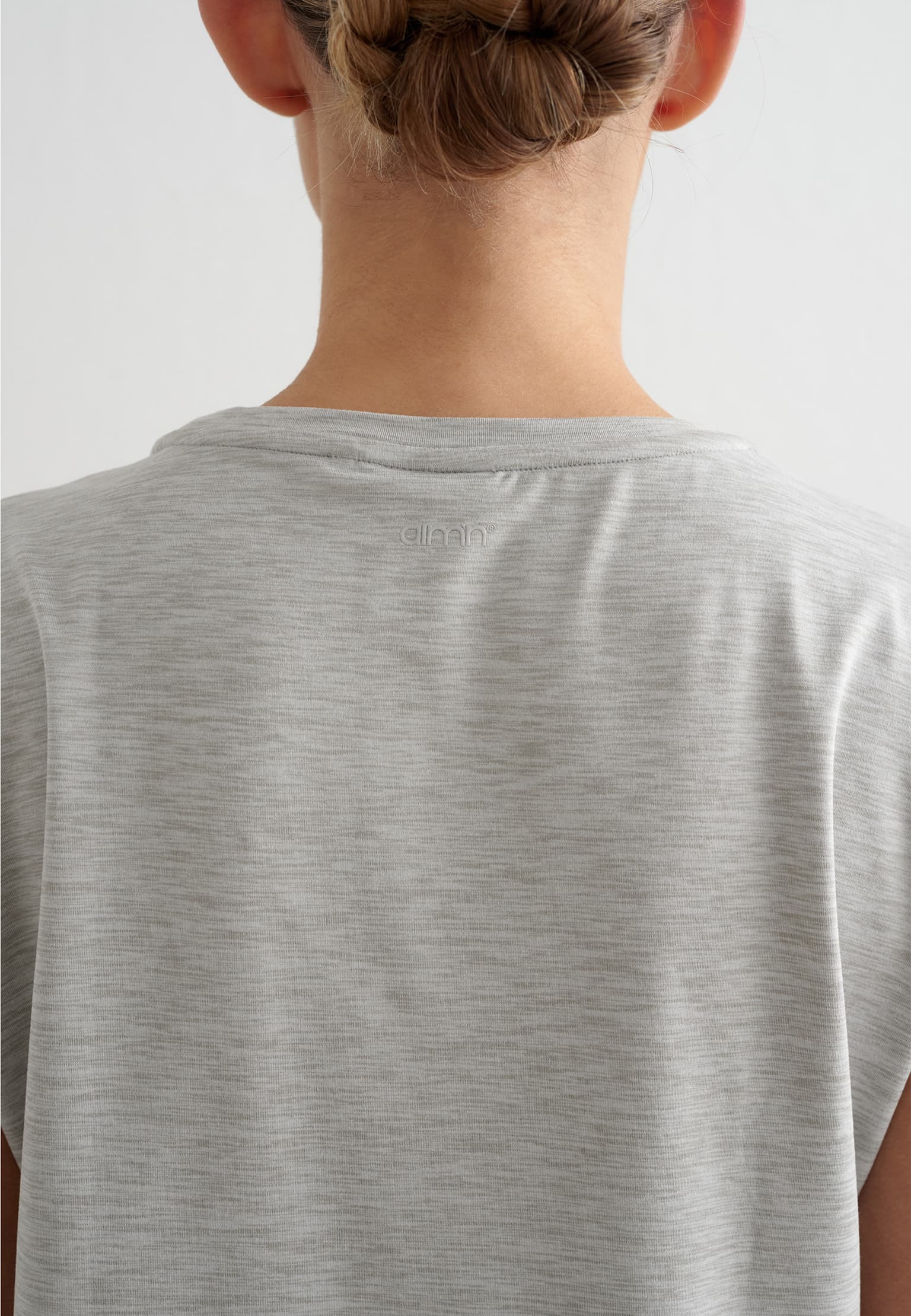 aimn Soft Basic Roll Sleeve Top – Bild 4